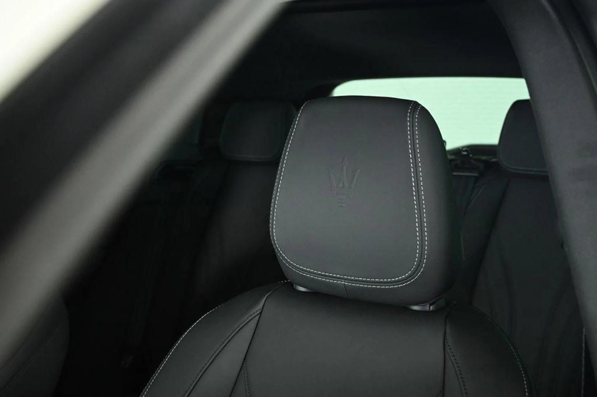 mph021_719015518_new_2025_maserati_grecale_awd_11350_22975645_21_1024_9d246b2db6