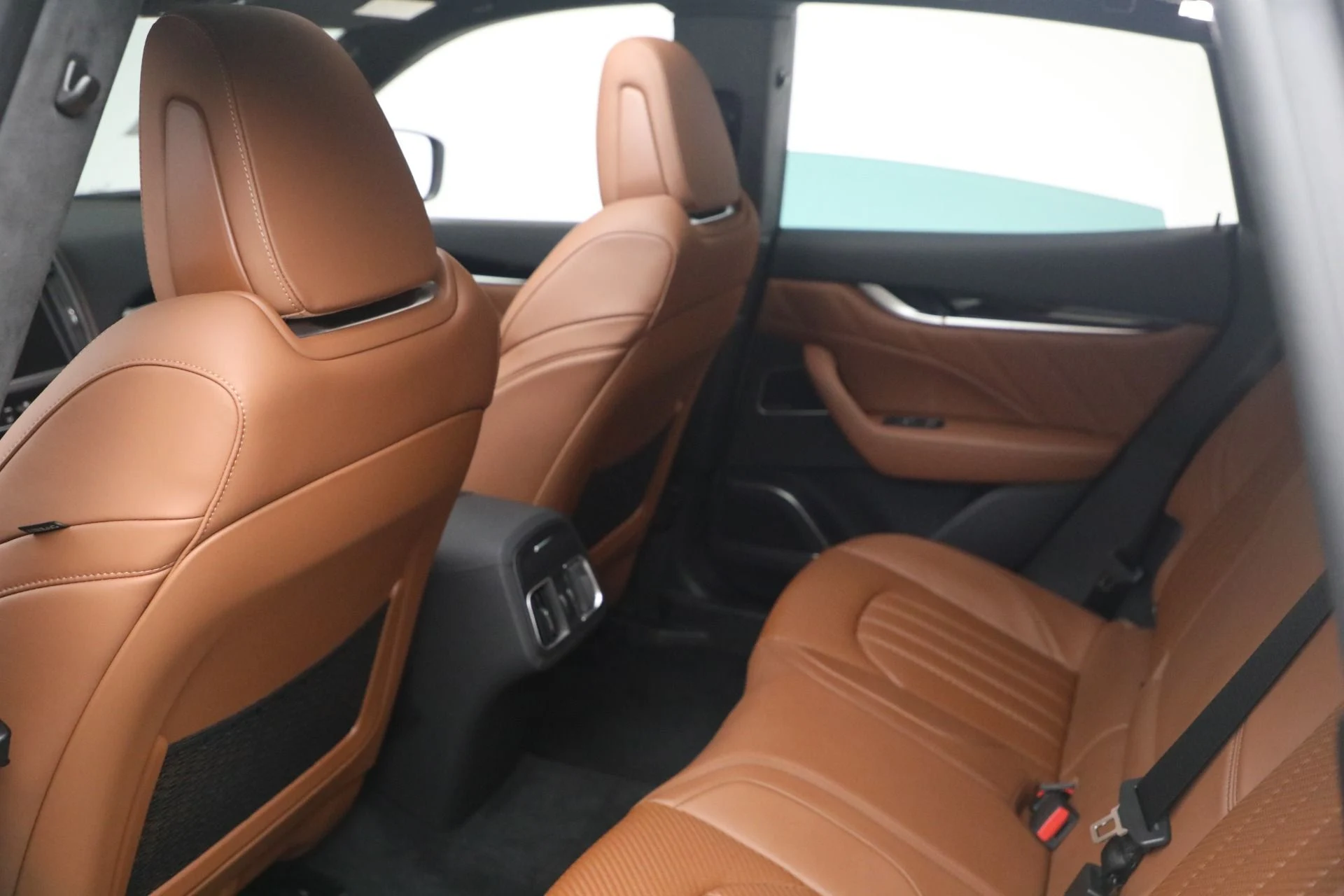 mph021_719534536_Used_2022_Maserati_Levante_Modena_1765059797_934ddc35f0