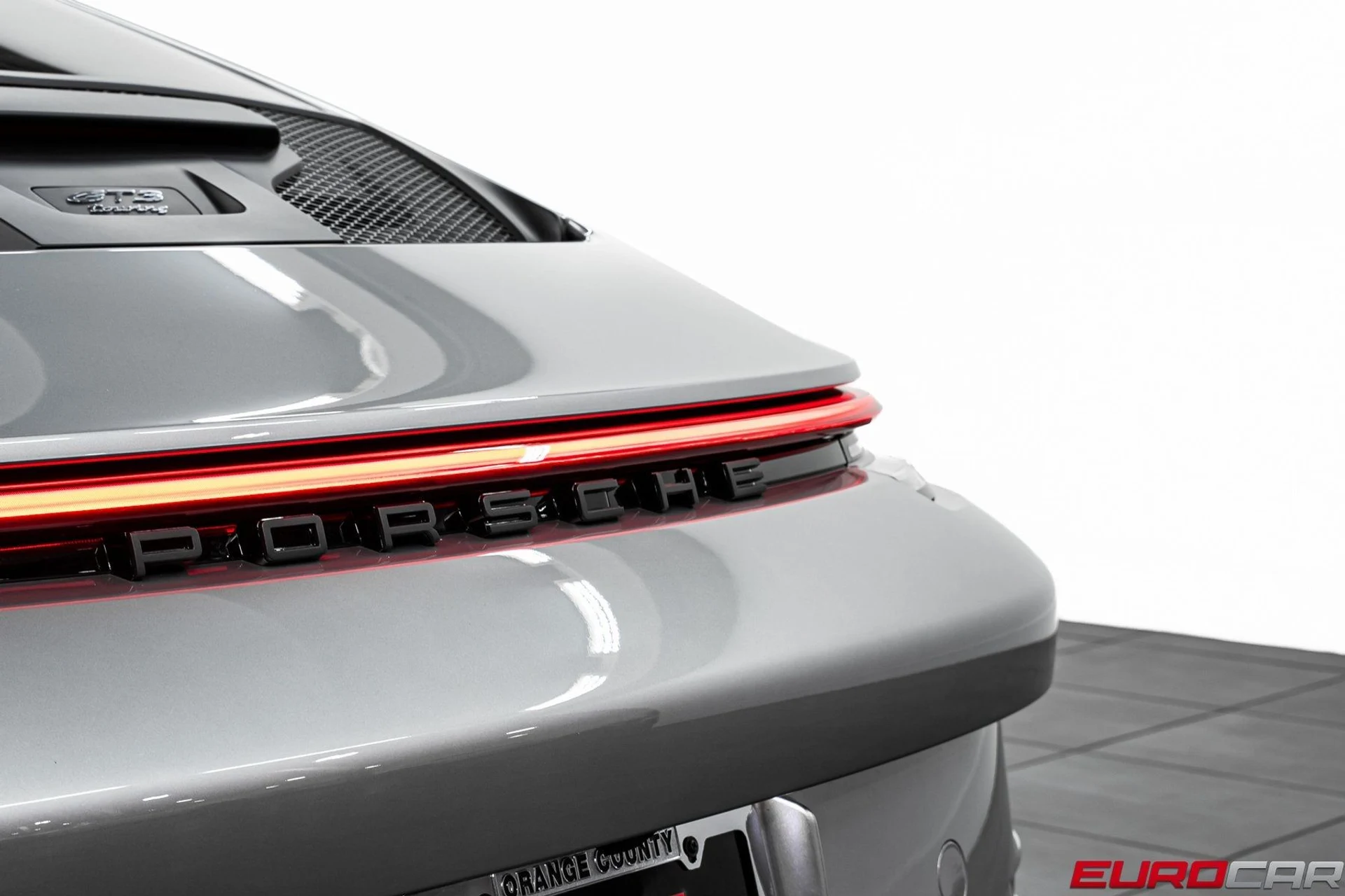 mph021_741160001_image_22_3262d48be9