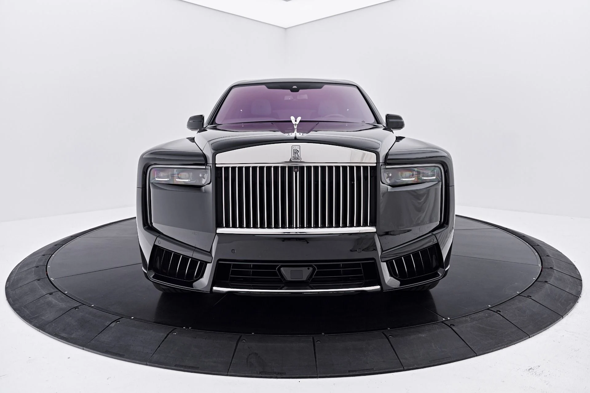 mph021_743229076_Used_2025_Rolls_Royce_Cullinan_1786122768_dbfd82b92f