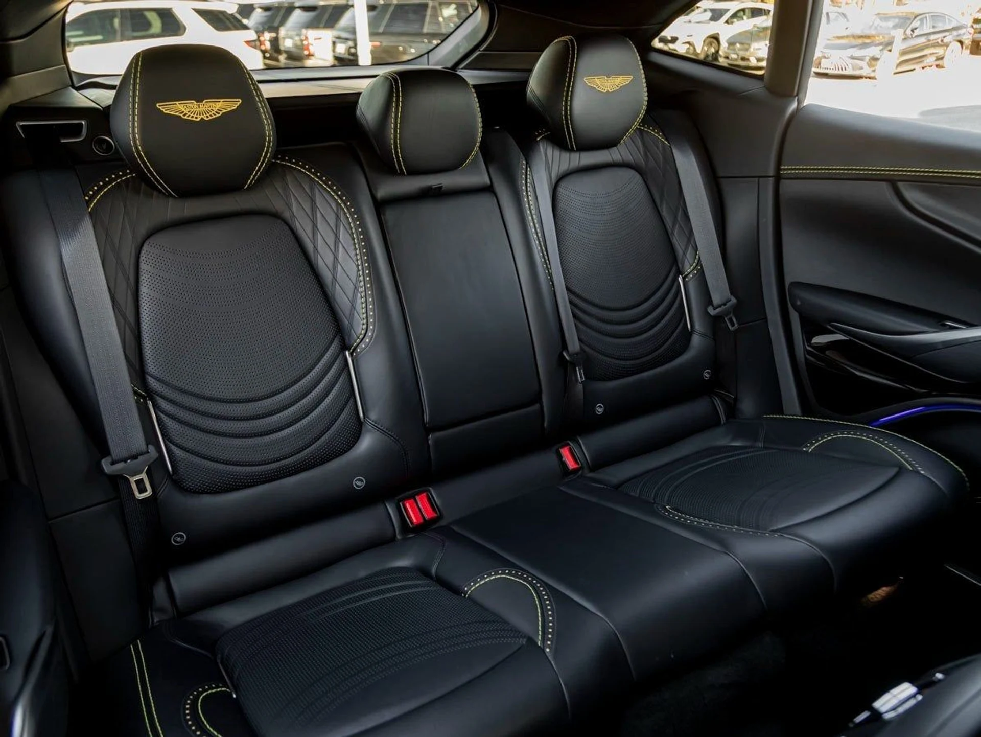 mph021_744904568_22_30842d2bb9