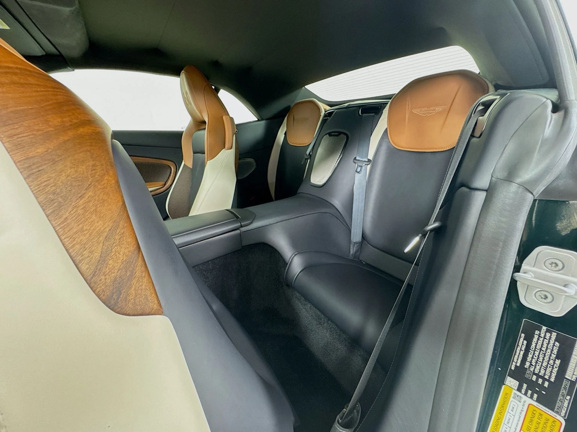 mph021_745087873_8fc7c1b0110e9731167753c9f79c6f03x_747cf2b4cb