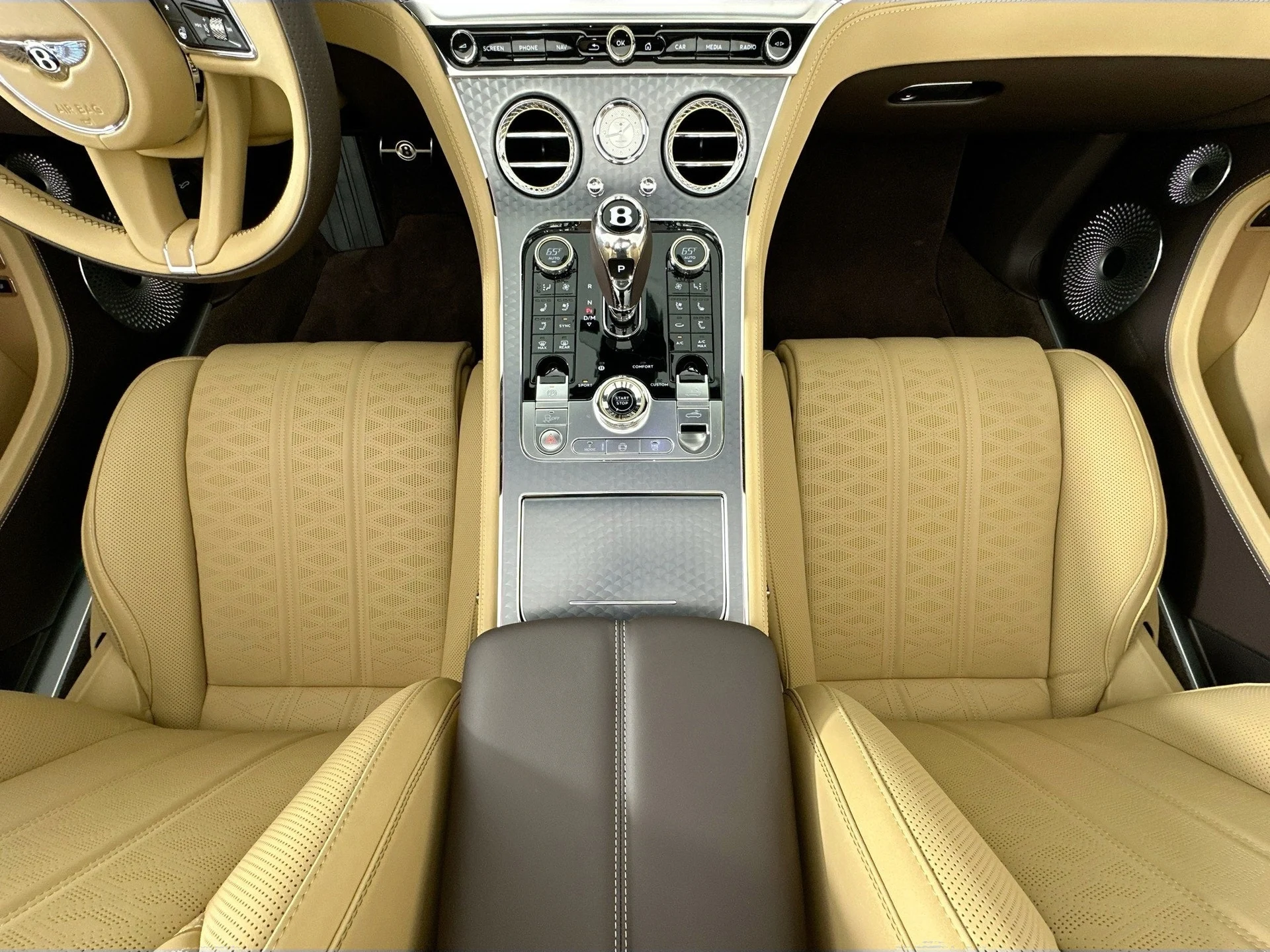 mph021_745537970_22_bb7a24f023