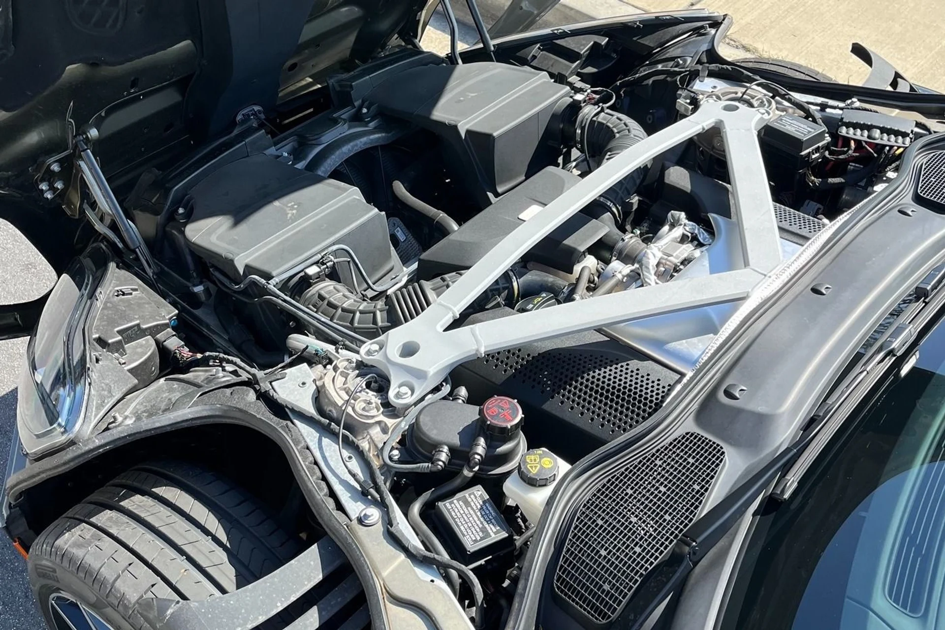 mph021_749086365_Used_2018_Aston_Martin_DB_11_V8_1763145148_f95256f3de