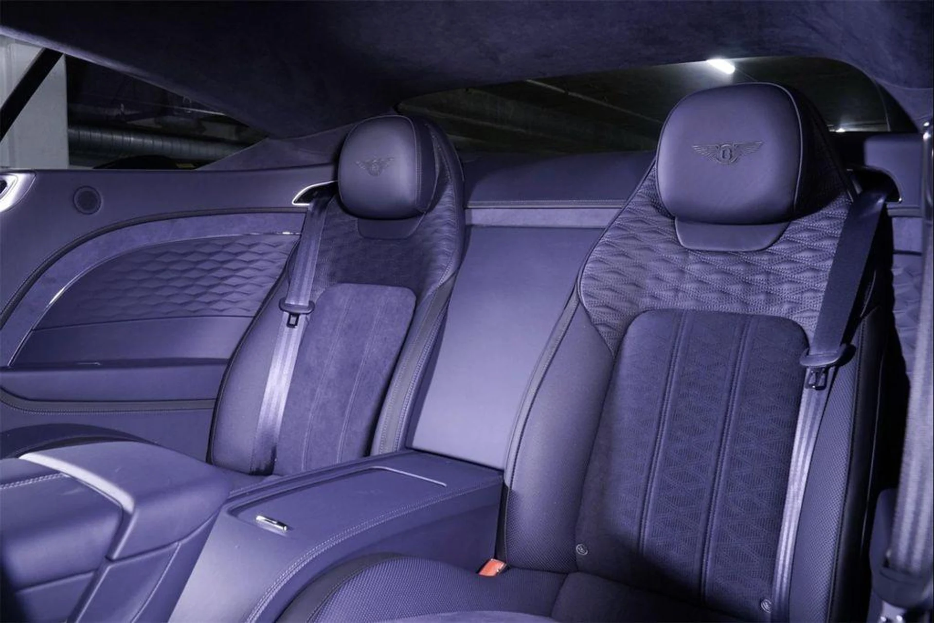 mph021_756405952_nn_W_Dogze_D_Ep_G6_CL_Xkx3_P7_IZFM_0_fa336a8735