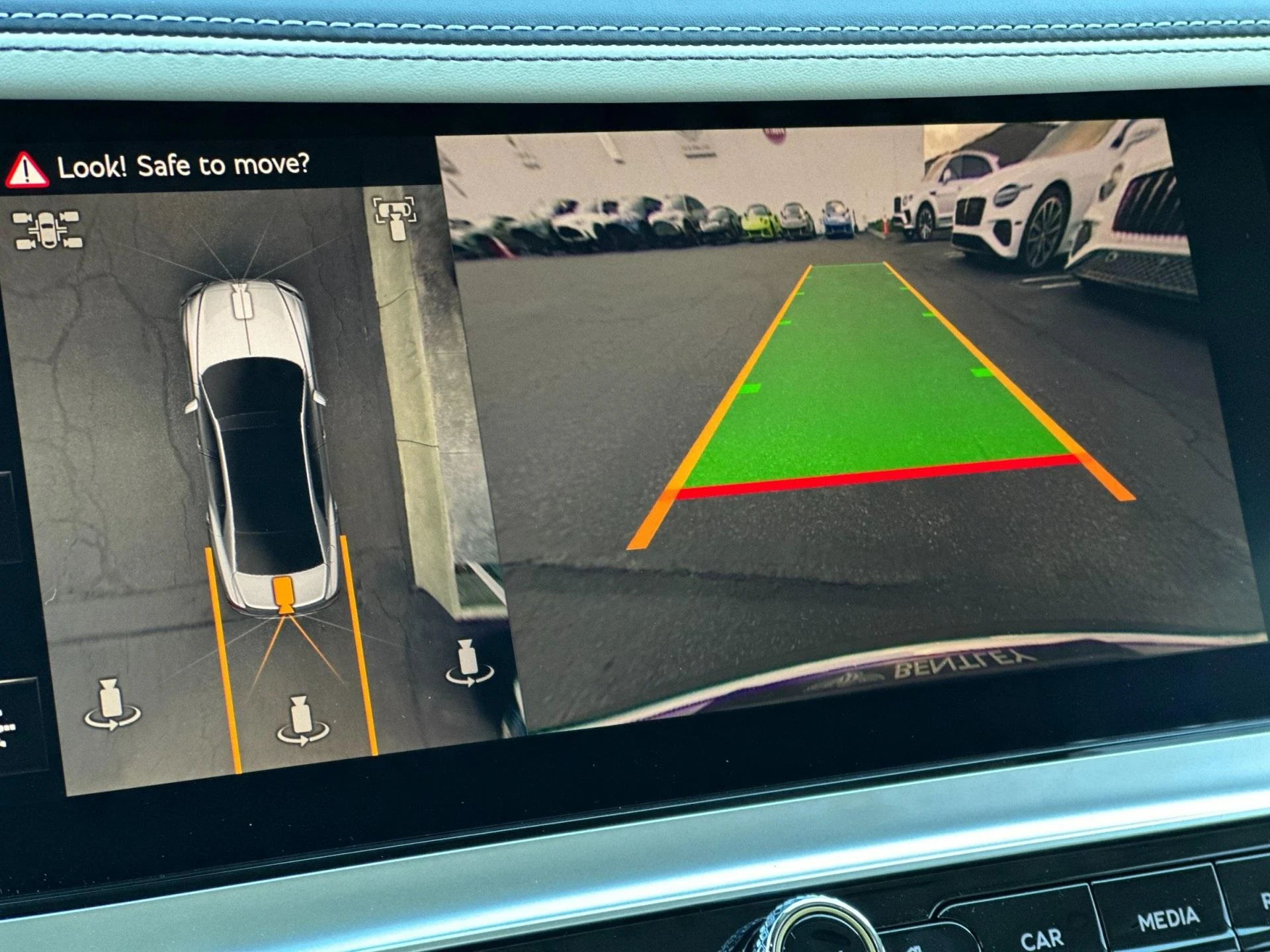 mph021_758850438_New_2026_Bentley_Flying_Spur_1763565060_3c9808d072