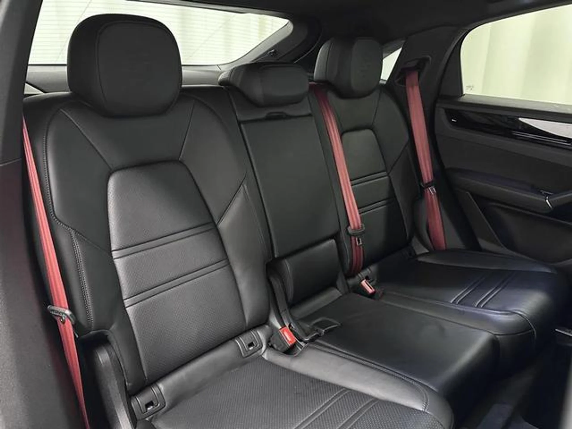 mph021_781434268_z_K_Rf8_Fag_Fzk8shqn5brabtr_Qj_w_2d9a12f437