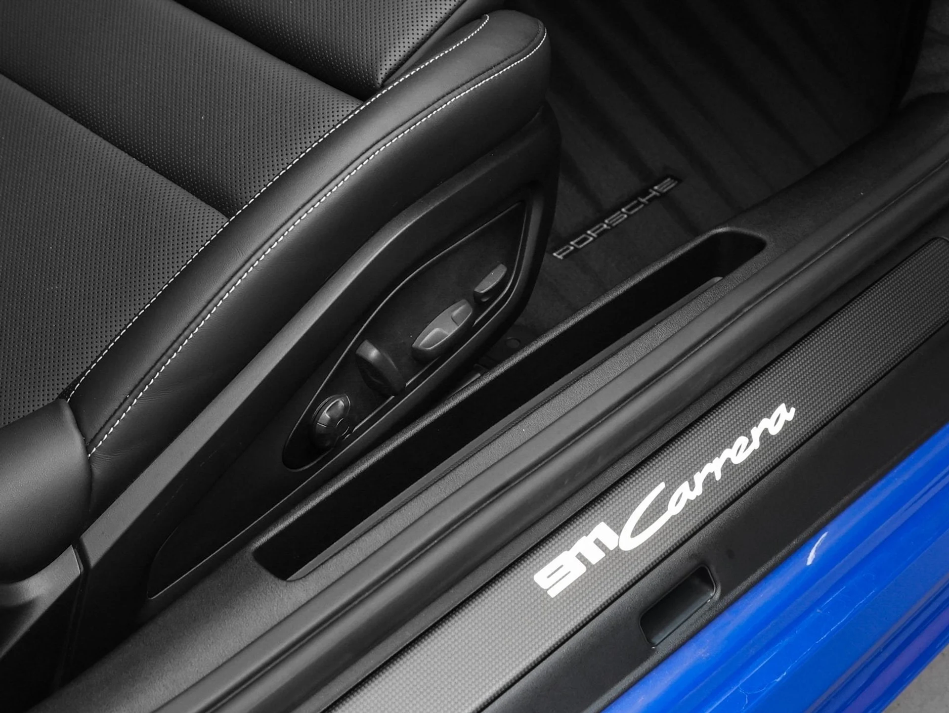 mph021_782937920_22_fb05aa4929