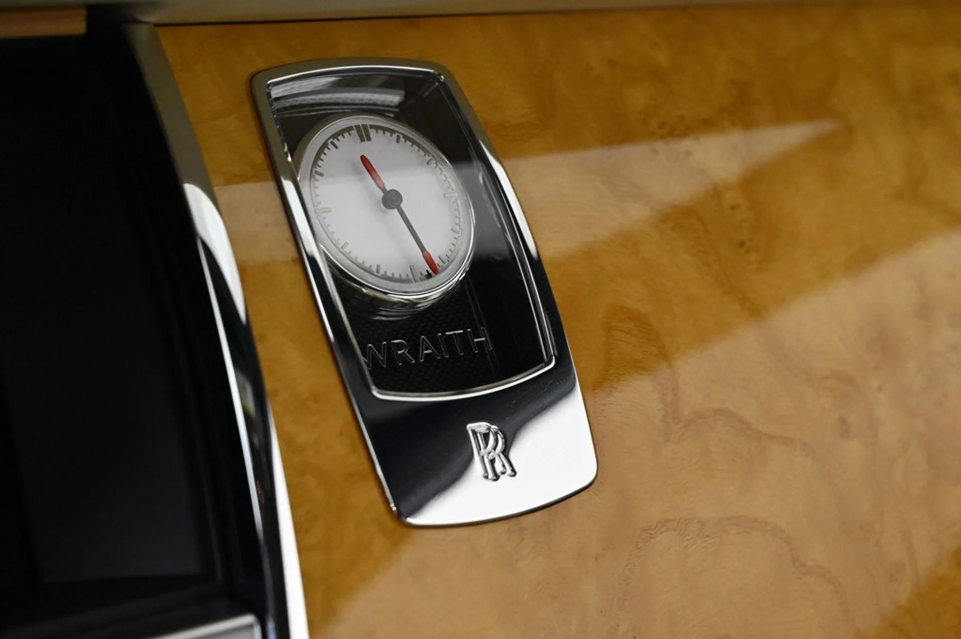 mph021_790257626_used_2019_rolls_royce_wraith_base_11350_22954809_21_1024_fb0ee7da22