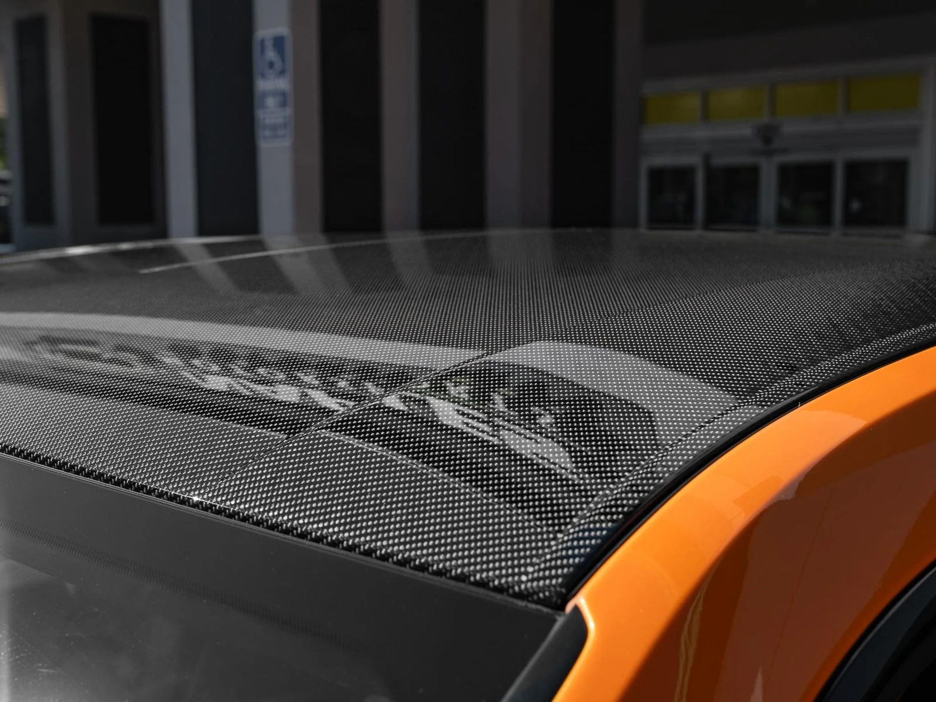 mph021_790960914_Used_2023_Lamborghini_Urus_Performante_1763068022_54788a3c8f