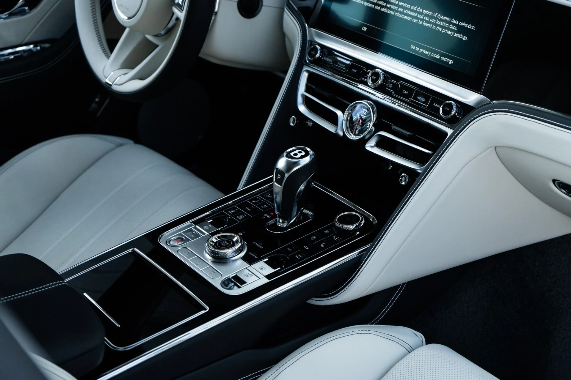 mph021_798638159_Used_2026_Bentley_Flying_Spur_1792511723_966ed2c382
