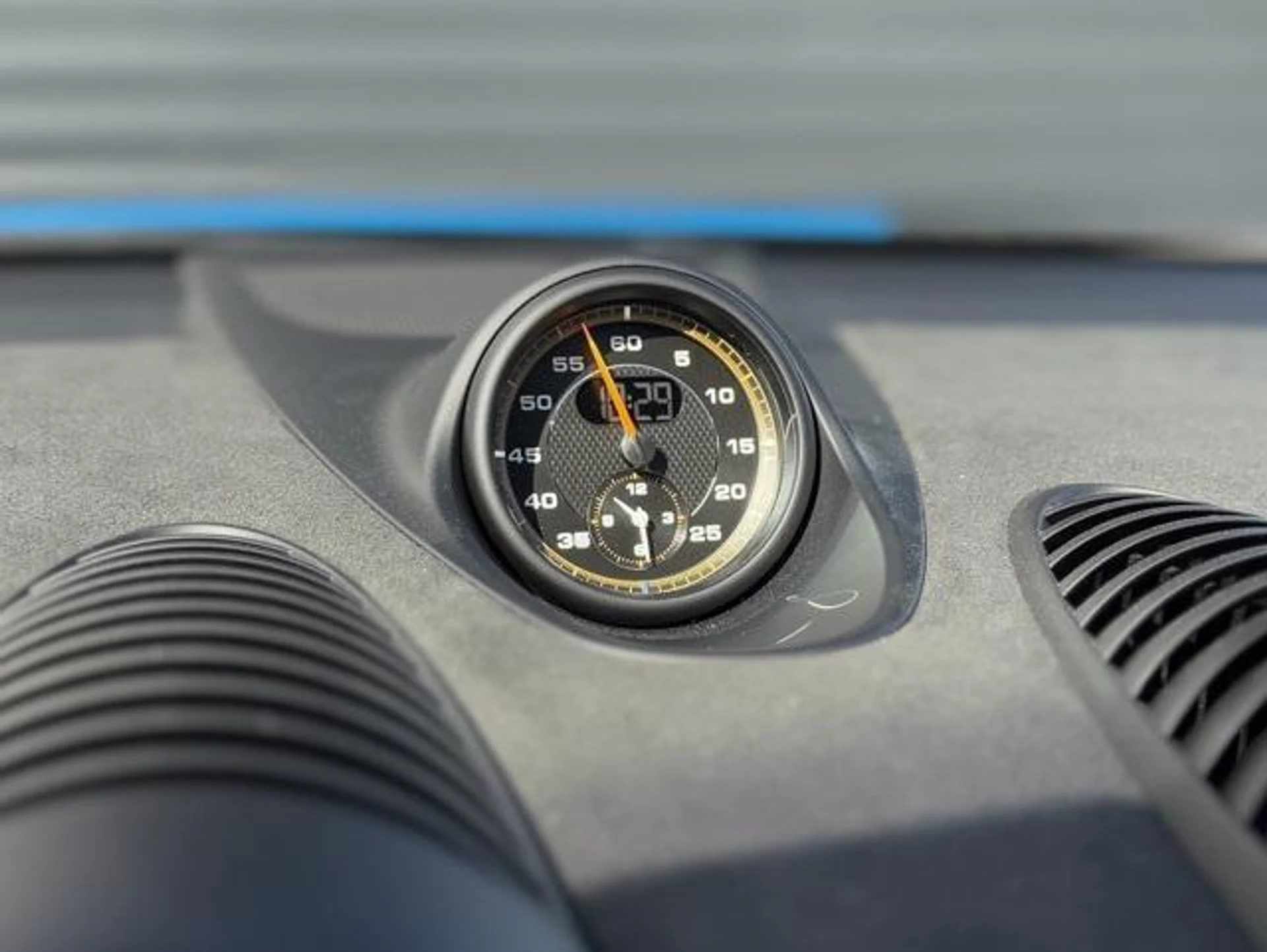 mph021_801470590_3dv5d_FM_9h56fm_ZU_Bib5_J_Ykqn_GGY_1b6285081d