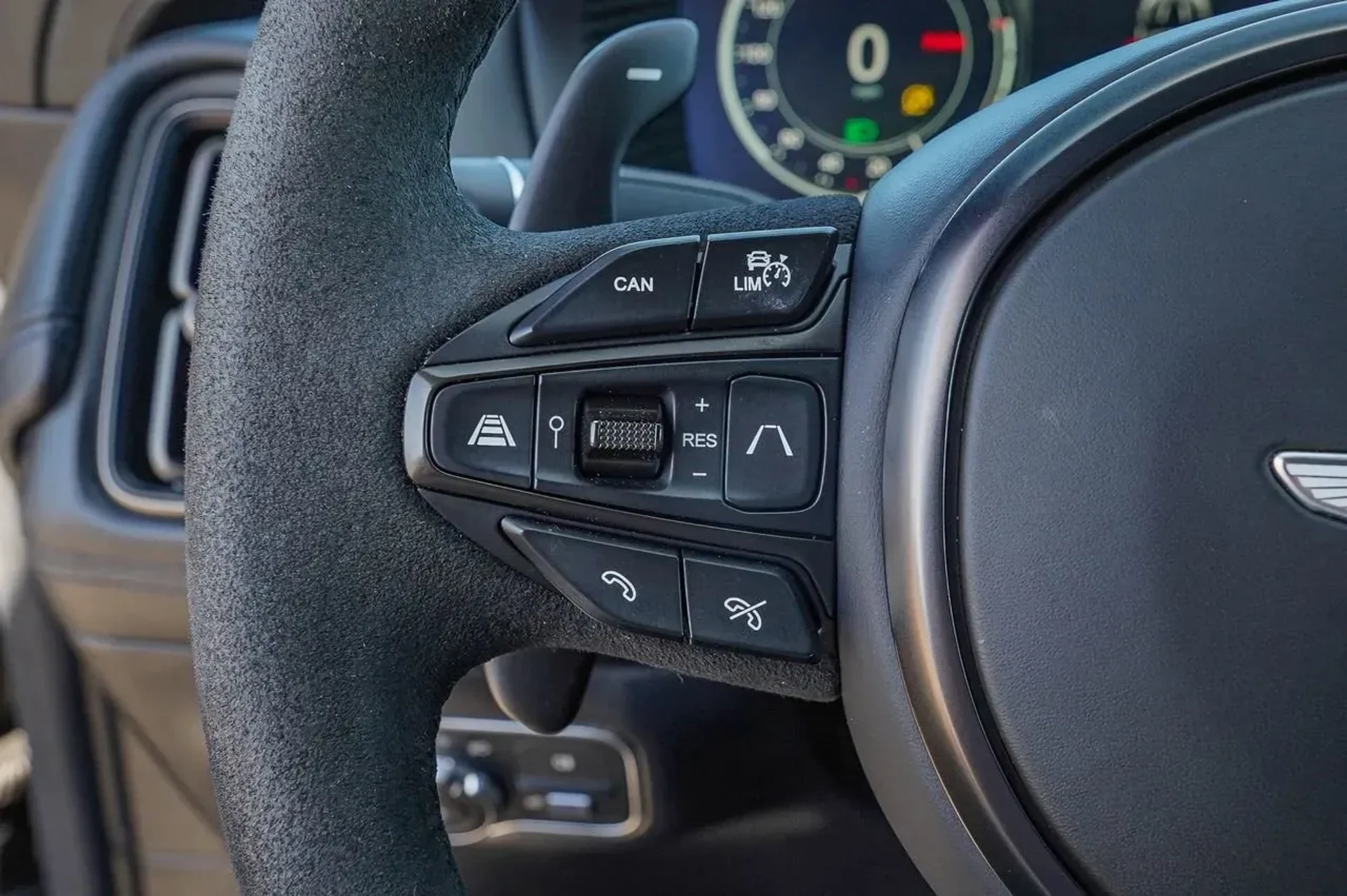 mph021_821905751_7d8a9385686042999311e69179bc9400_2a96642342