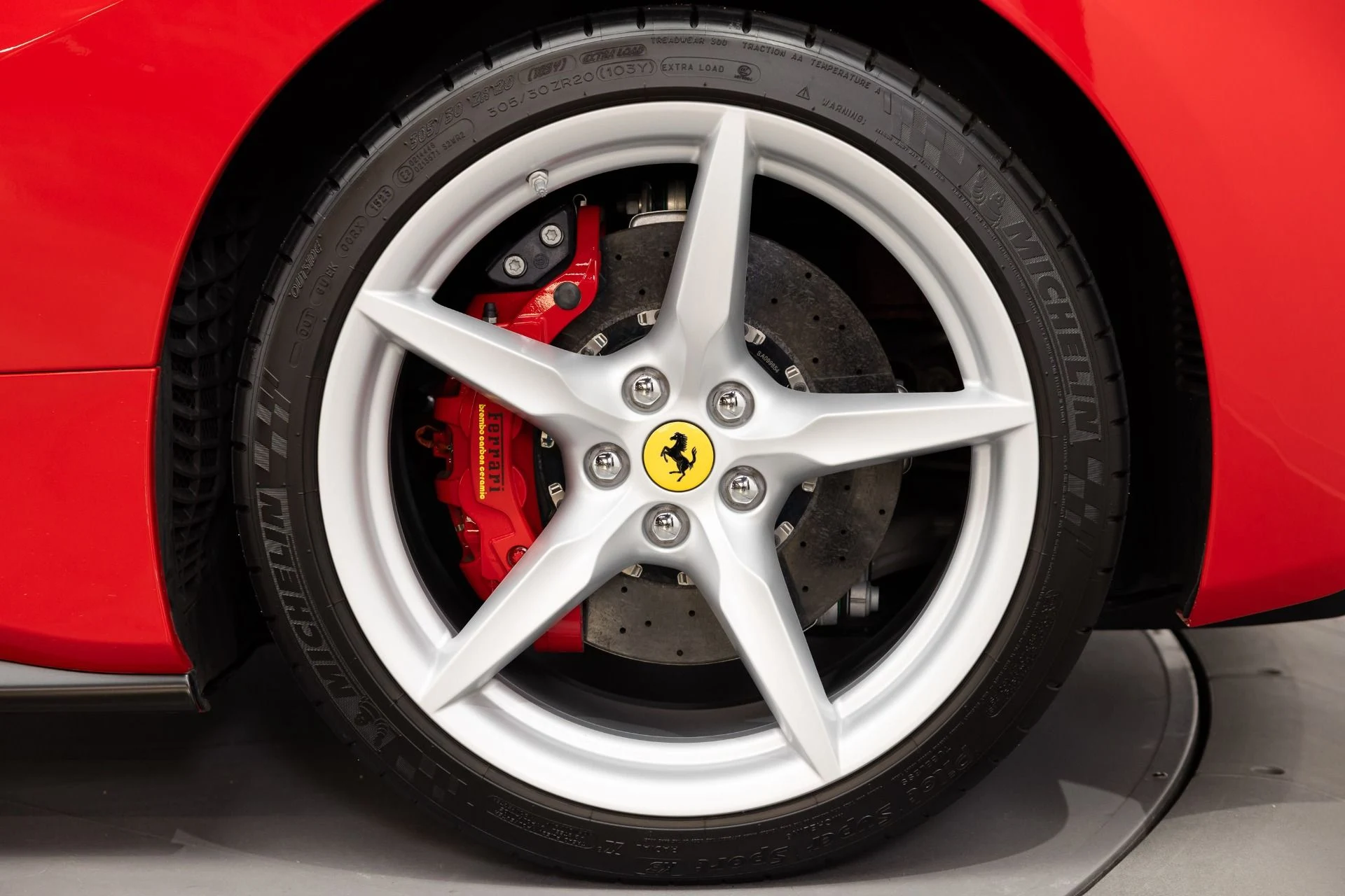 mph021_839493243_Used_2017_Ferrari_488_Spider_1782928038_03358d8cca