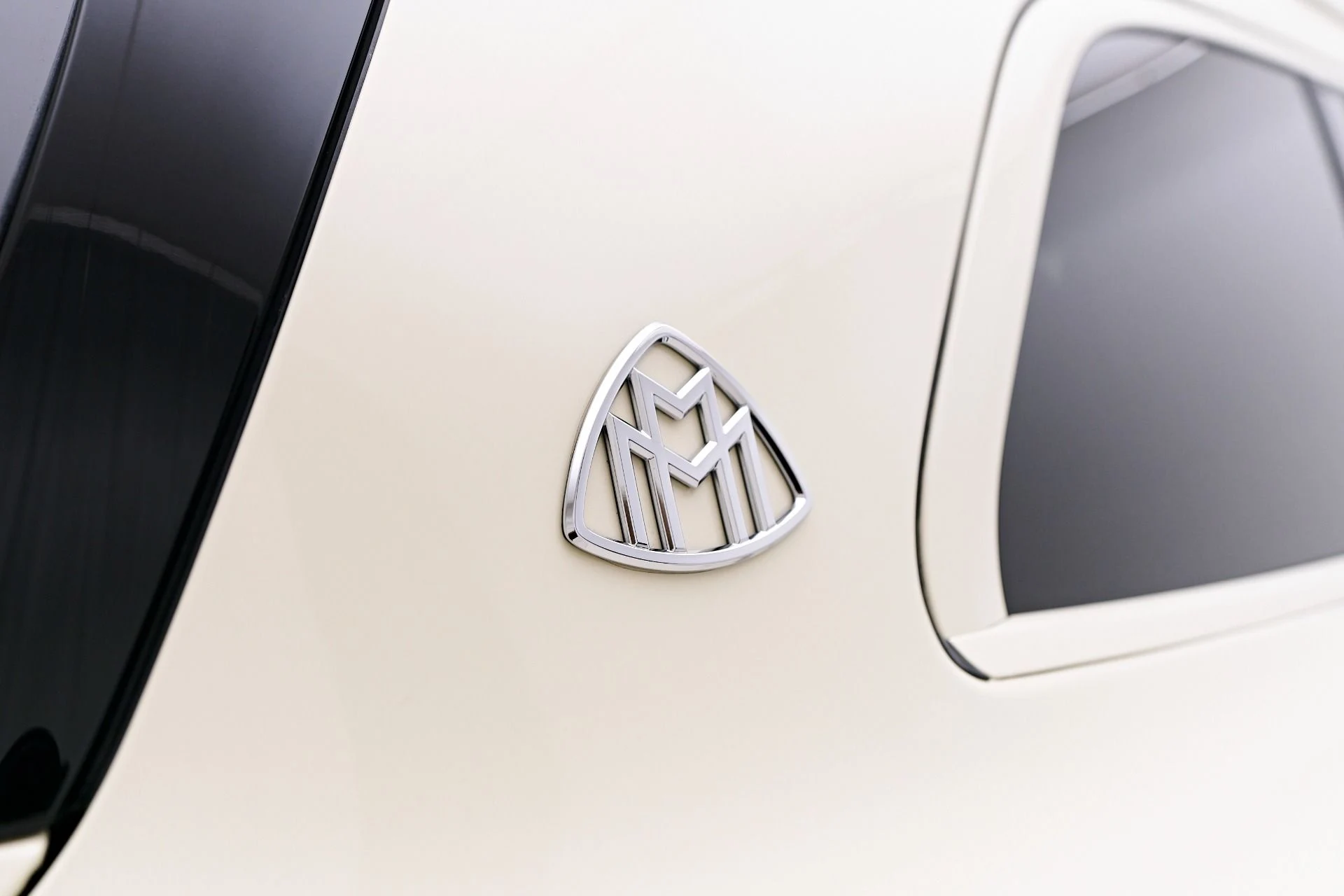 mph021_842195486_Used_2021_Mercedes_Benz_GLS_Maybach_GLS_600_1749926762_bf14c9b81f