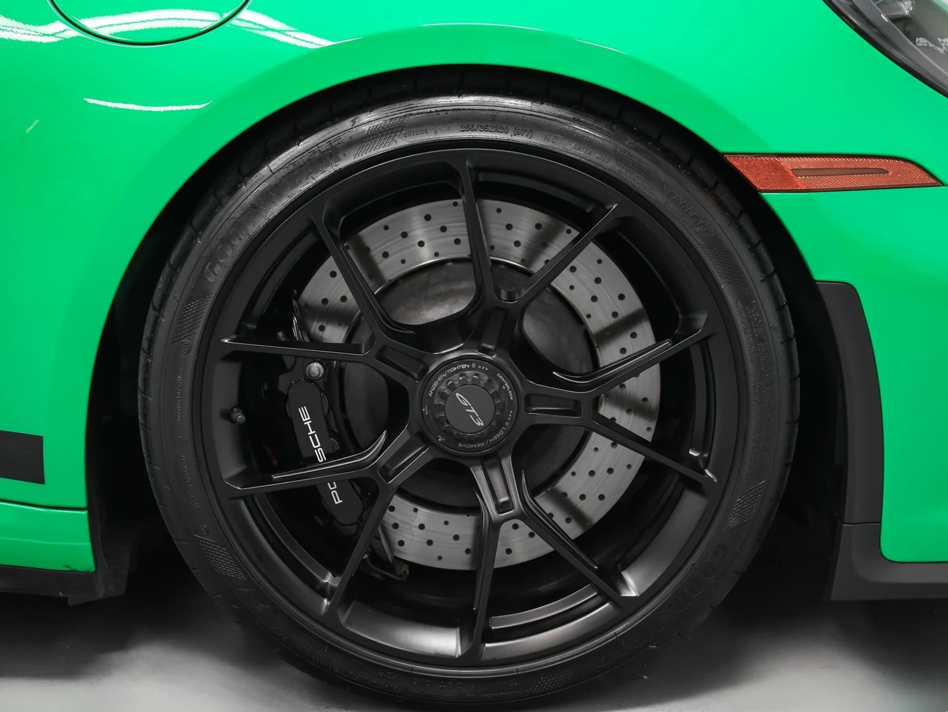 mph021_846424184_22_d8cb887d44