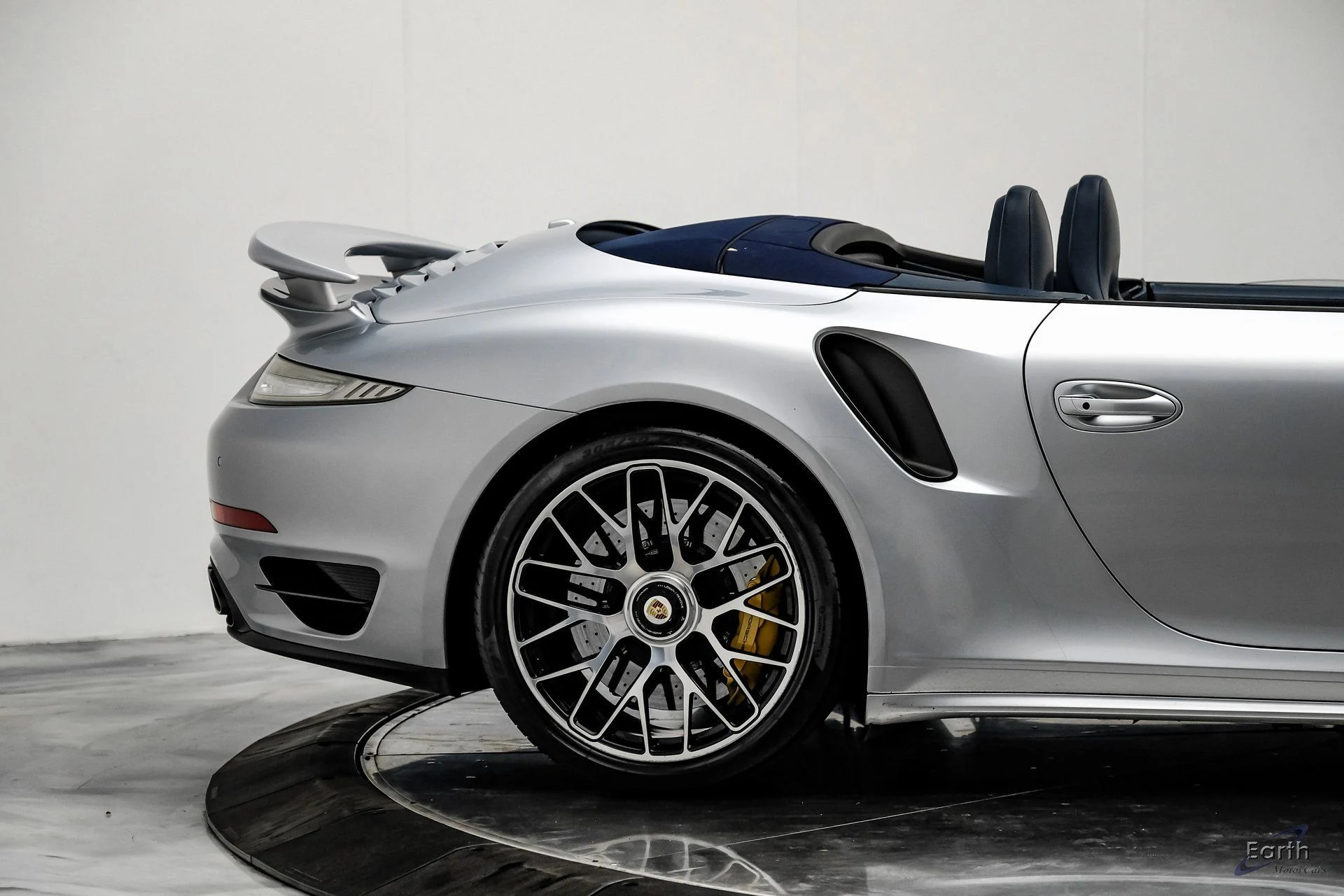 mph021_851844416_cd718750243d8617b302ebe273399f07x_76d56deaf0