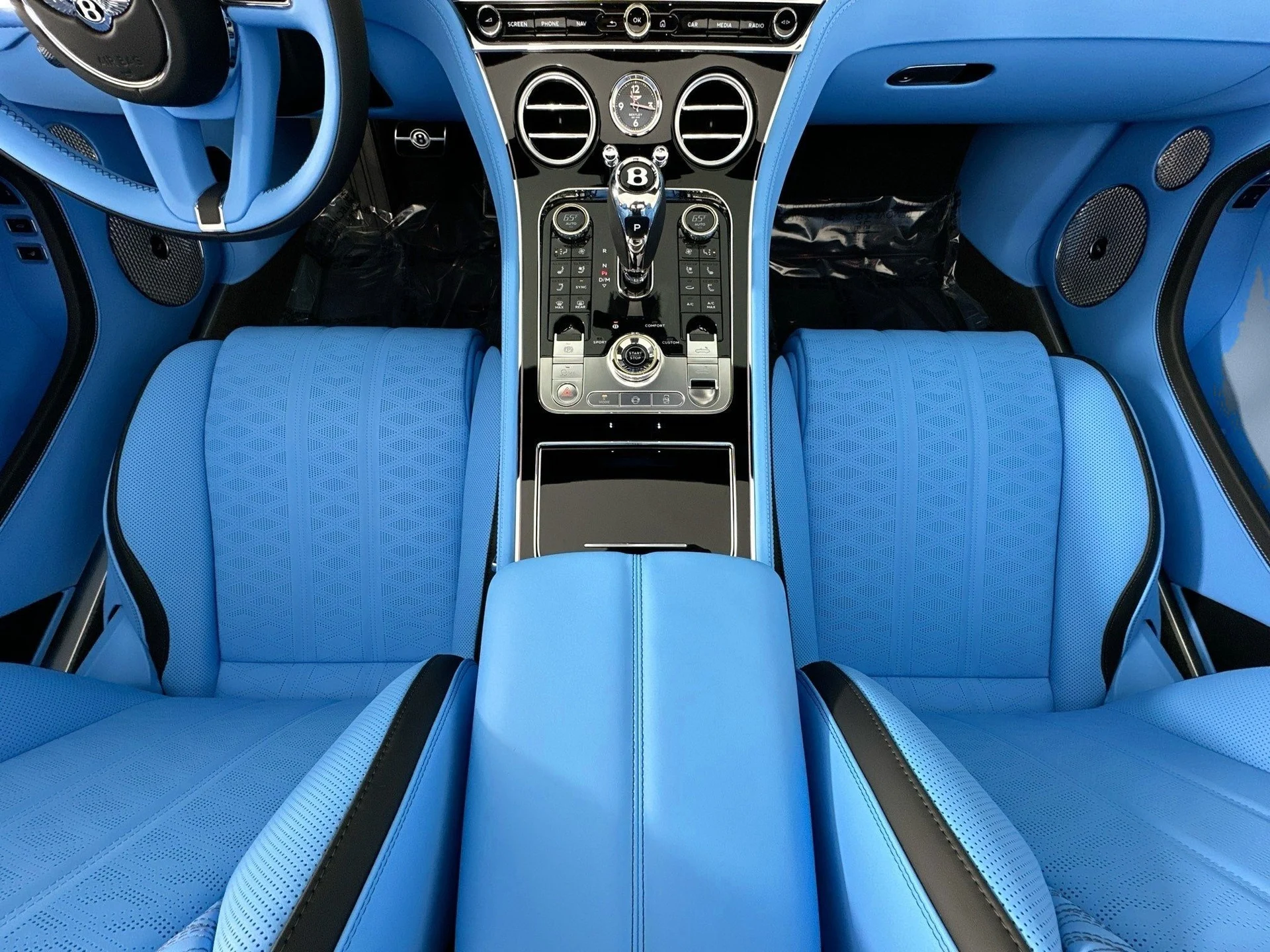 mph021_853805691_22_9753af0357