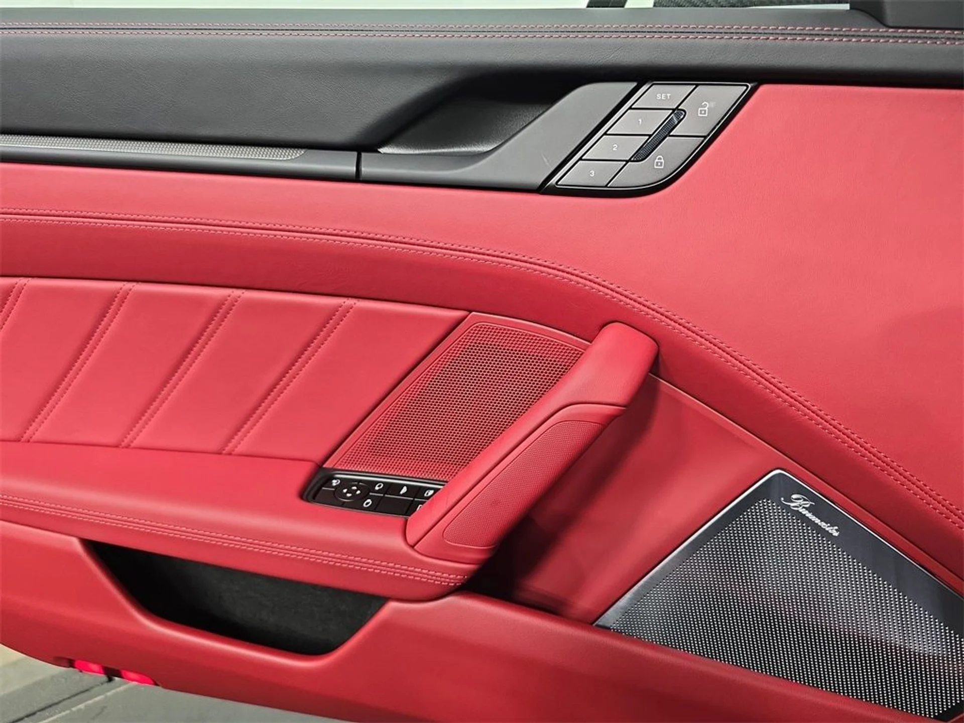 mph021_854326762_63ff17577c1977b601f9eb25bbb7876d_e58018837f