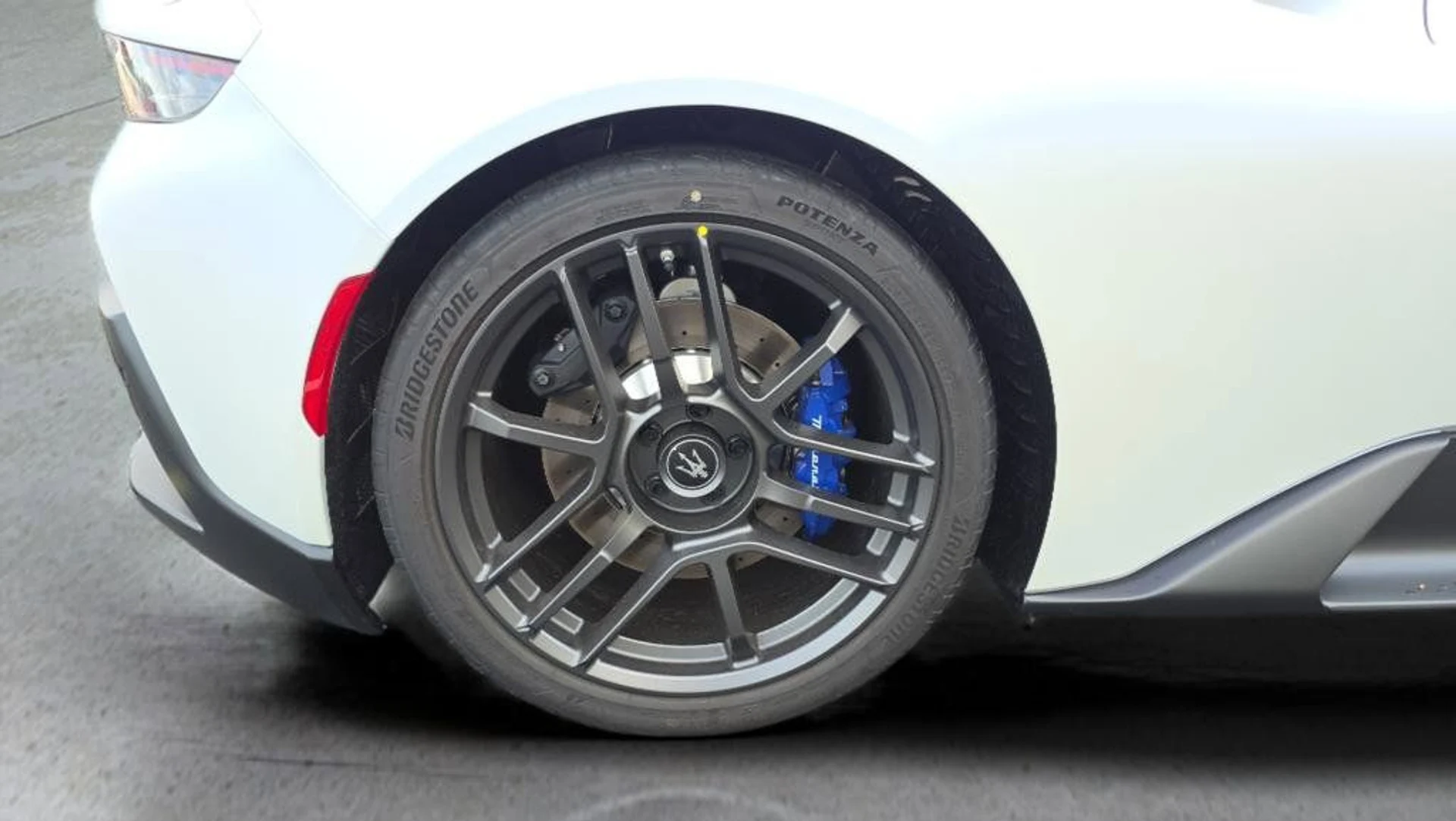 mph021_860296366_6040c37d1d1a43f9bcde39e30db6a1e2_65938c9c60