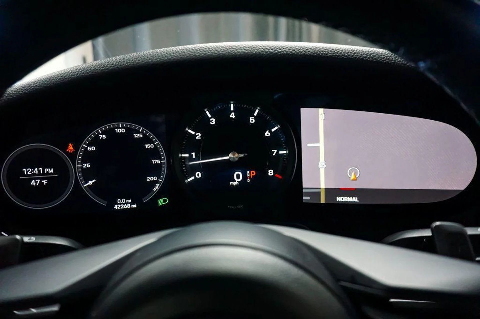 mph021_861222324_VF_4r_VZ_4bbwyydbo60_DSS_Cp_U04_XU_d5044f6c5d