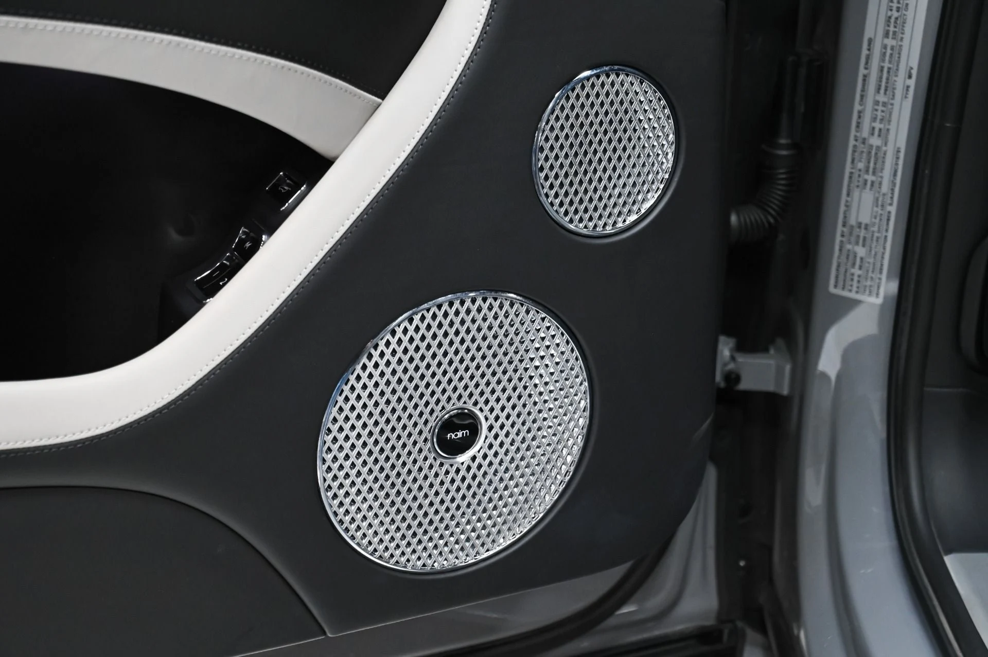 mph021_861500651_Used_2022_Bentley_Bentayga_Speed_1758039444_fa0d5ccd1c