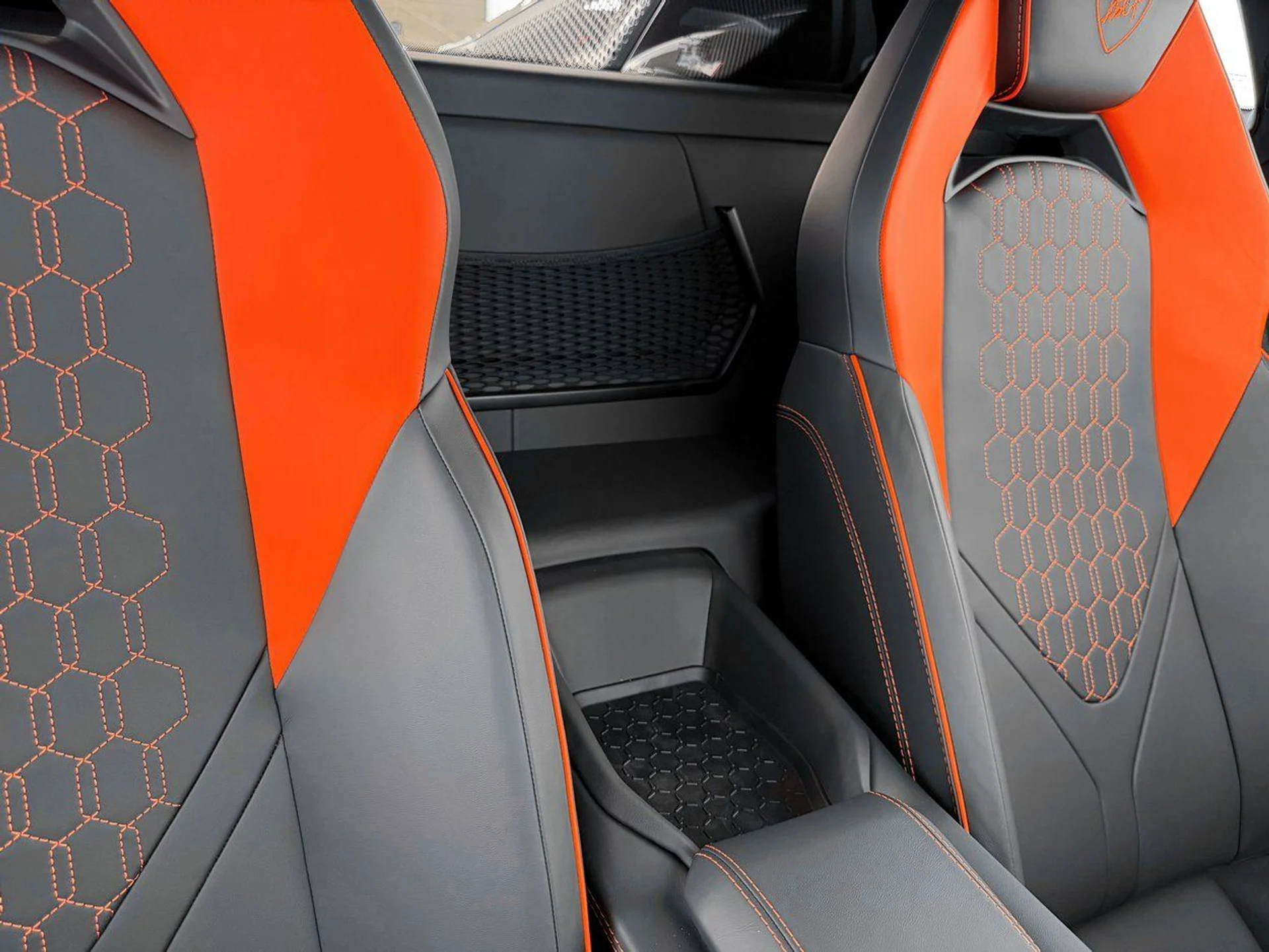 mph021_861594930_8c3532fe189121add0b861d2de928f7bx_54d662b509