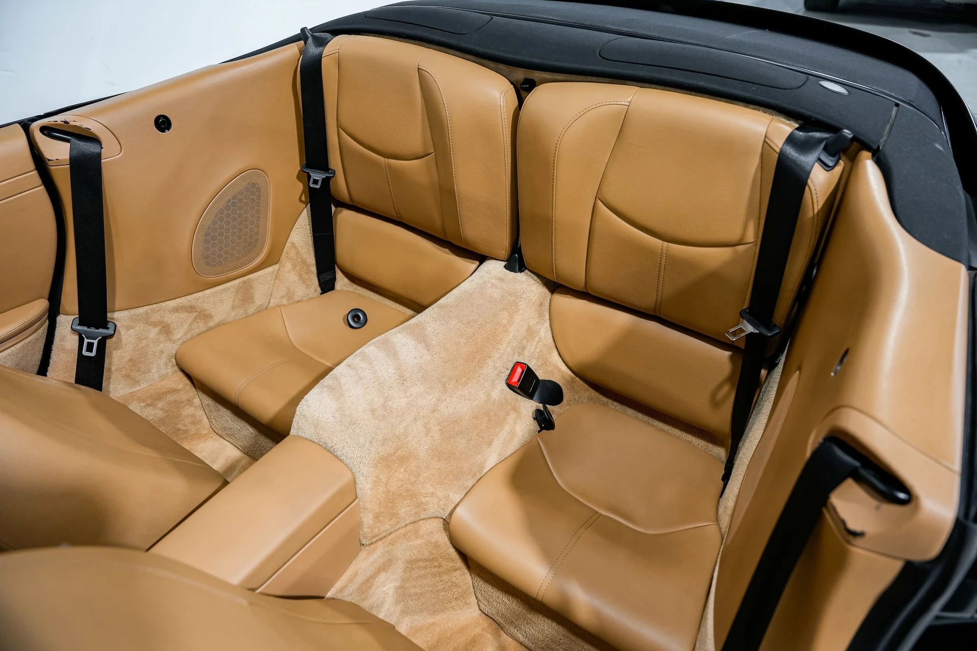 mph021_867236518_d9d35cbe7afeb11e43dd0763cb1dfd8cx_175ae1668a