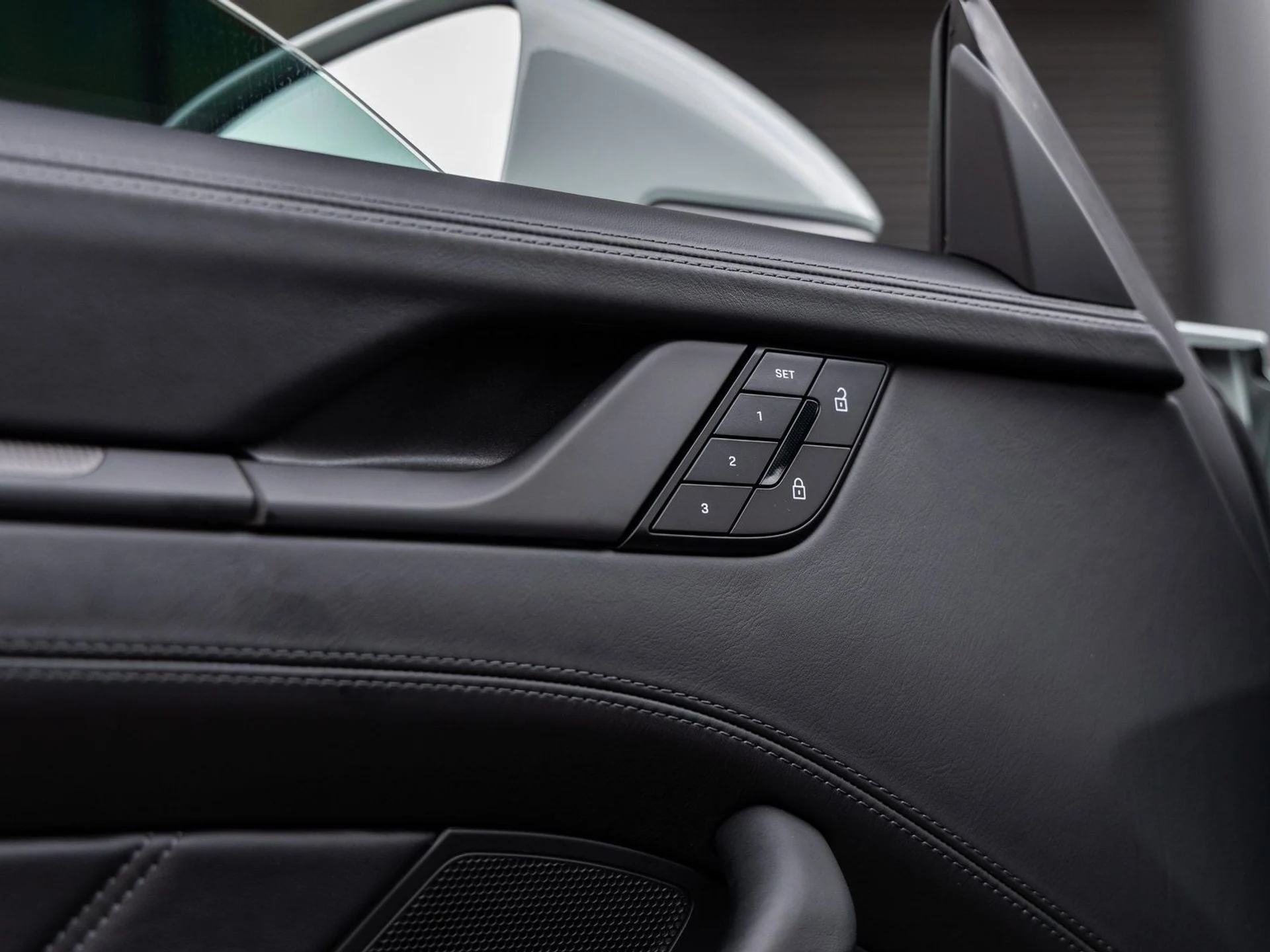 mph021_873768068_22_2cb7f1aa33