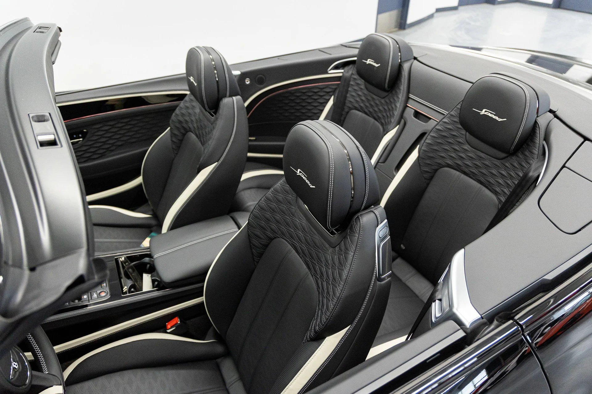 mph021_885891575_7eb15300cbb32b0f7eceb092273933f8x_9b707ce212