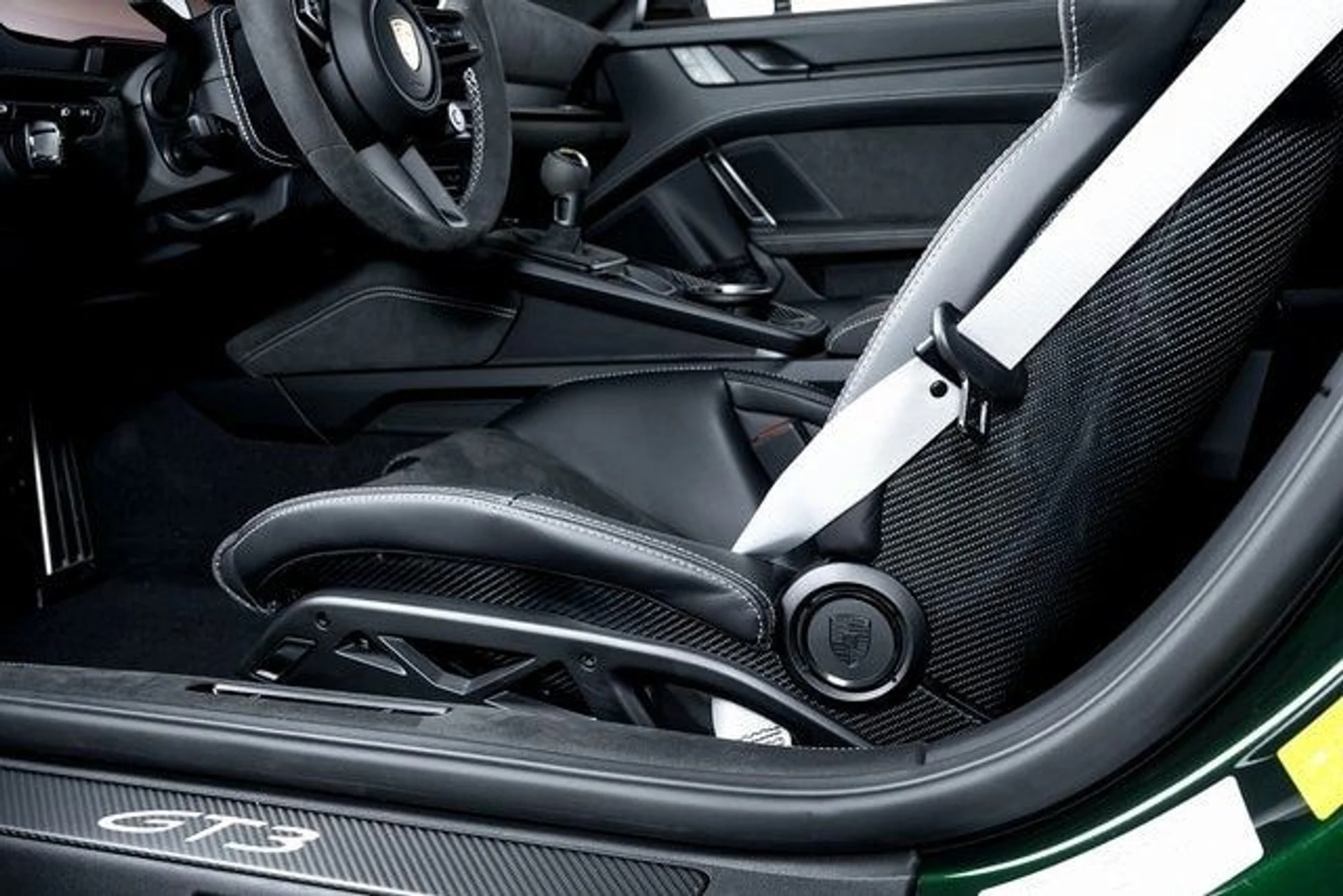 mph021_888692639_41e9b12b1f0a09b00b2bb66d6ba98c28x_9deb636f4e