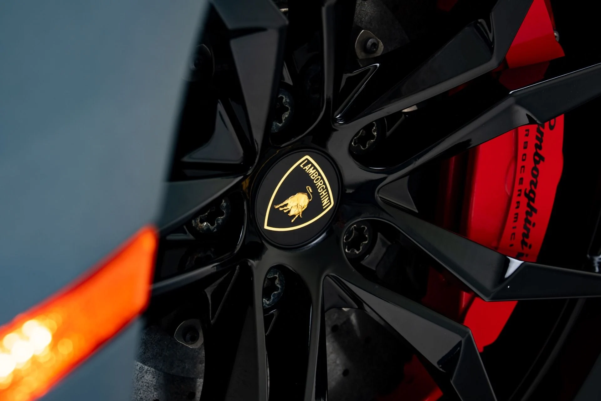 mph021_893629827_Used_2015_Lamborghini_Aventador_LP_700_4_1778261786_040a9d8df9