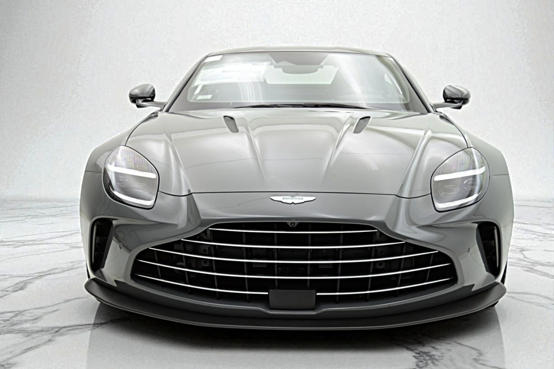 mph021_895170699_New_2026_Aston_Martin_Vantage_Coupe_584d0f73bc