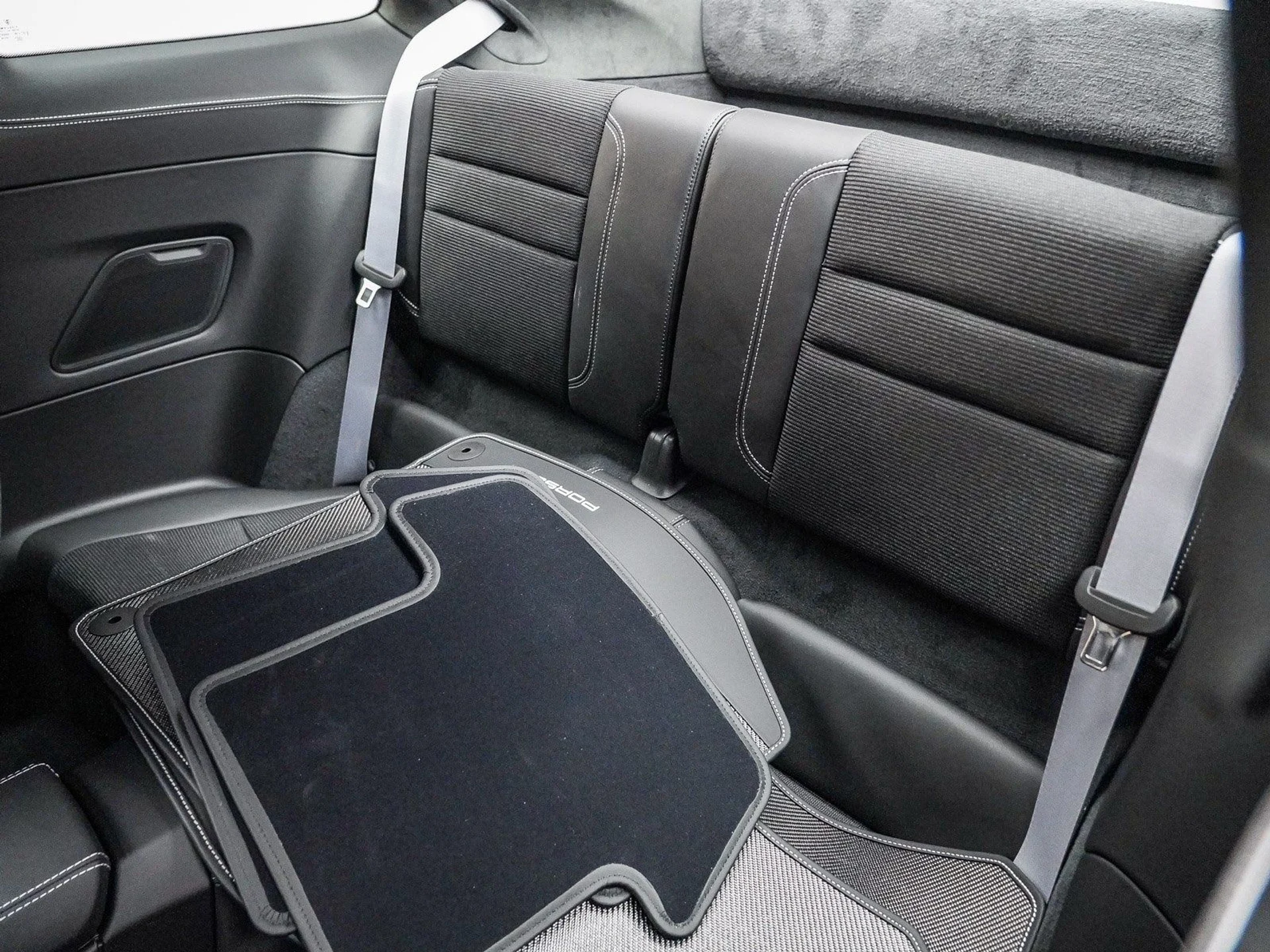 mph021_89626399_3364b628d1843676809532413c25b4d0x_9e90e450bb