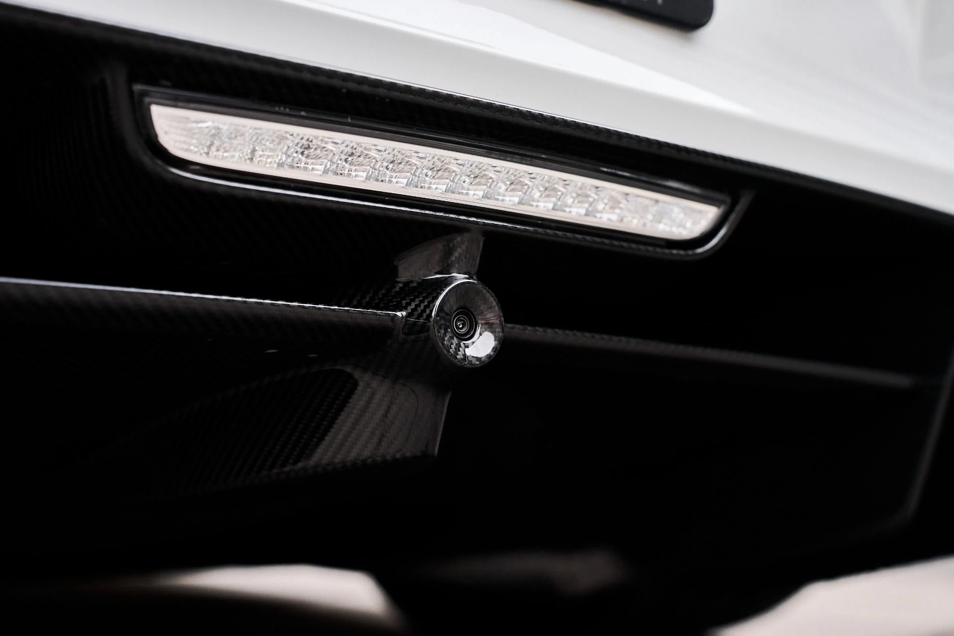 mph021_897835110_Used_2015_Porsche_918_Spyder_w_Weissach_Package_1764874366_ef0e4b4e89