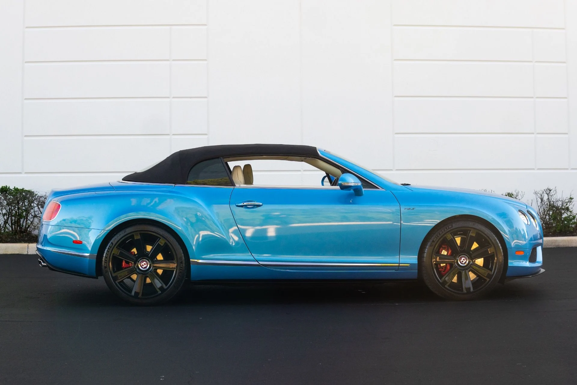 mph021_899516796_Used_2015_Bentley_Continental_GT_V8_S_1769717310_f9fb6c9330