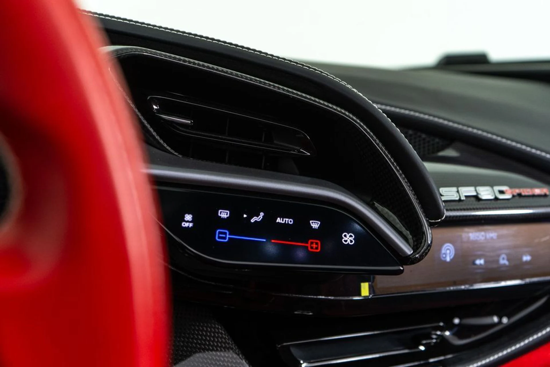 mph021_900008060_870b6fb3_733a_4d6c_8320_f8ecae1841a5_59389e8385