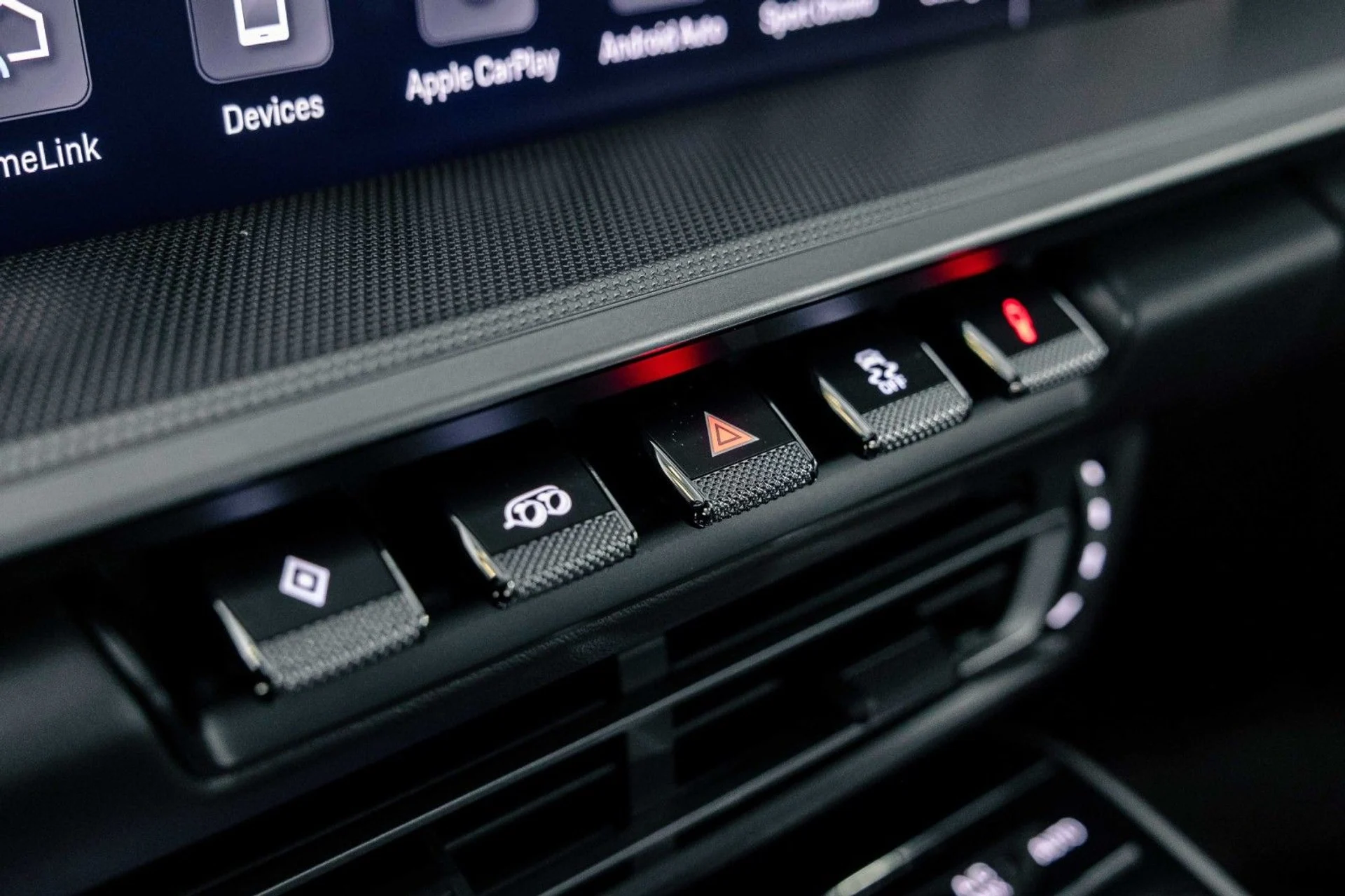 mph021_900333082_Fg_c4845af8f9