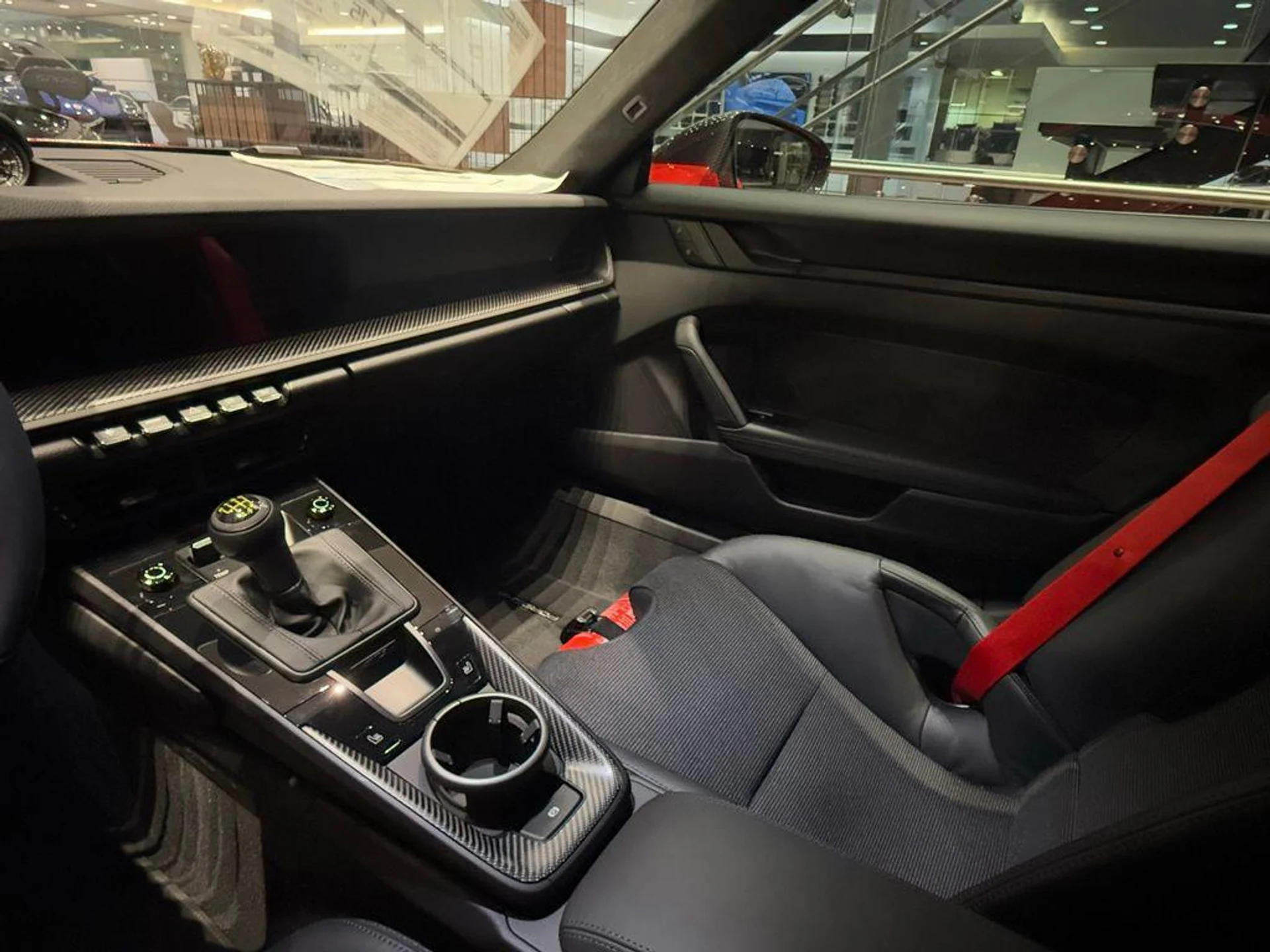 mph021_905567975_F_6_AC_Tz_Du_Nr7_OA_9_CE_6_Da_CS_3_Zu_E0_0384a9afeb