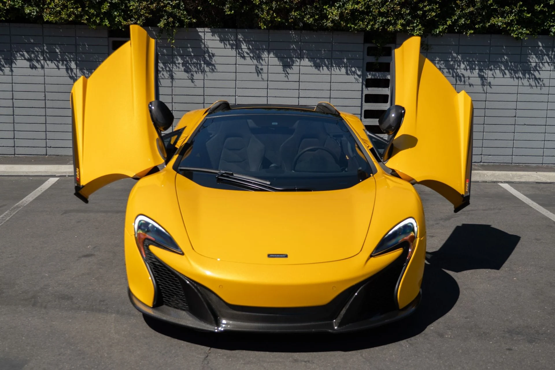 mph021_906251226_Used_2016_Mc_Laren_650_S_Spider_1757368630_30c836a453