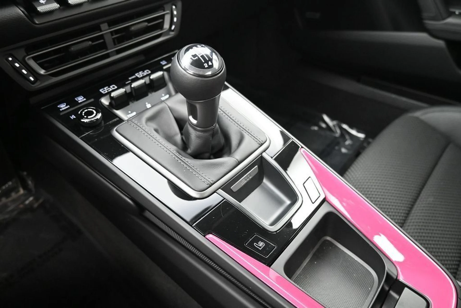 mph021_907984391_ea49af9f3c1b5c8f82e42f37a5da8a82_6ec6f2b7ca