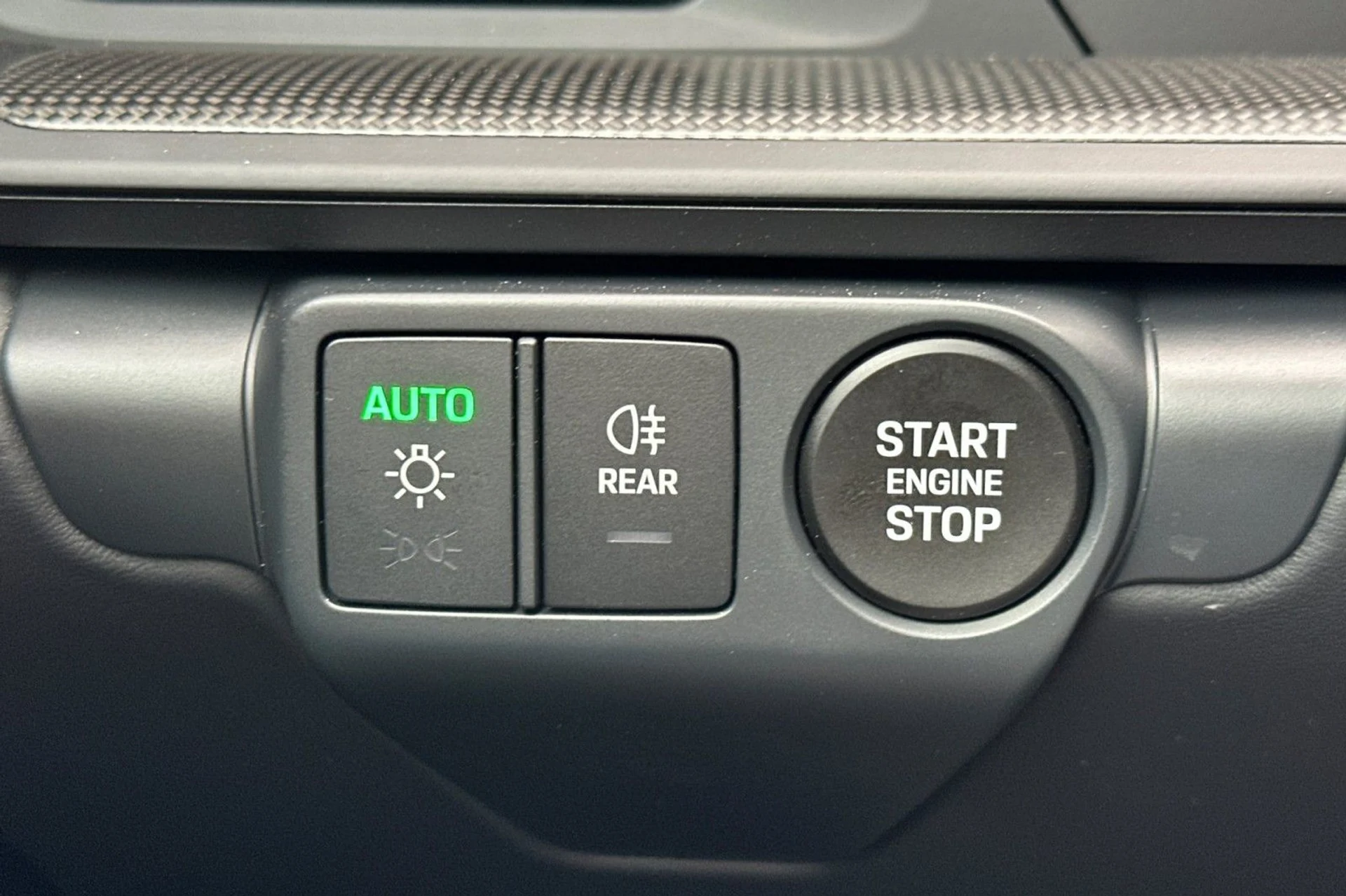 mph021_912845258_cfead2c3bd71e885040ea4012f76d8a3_ab7836c85b