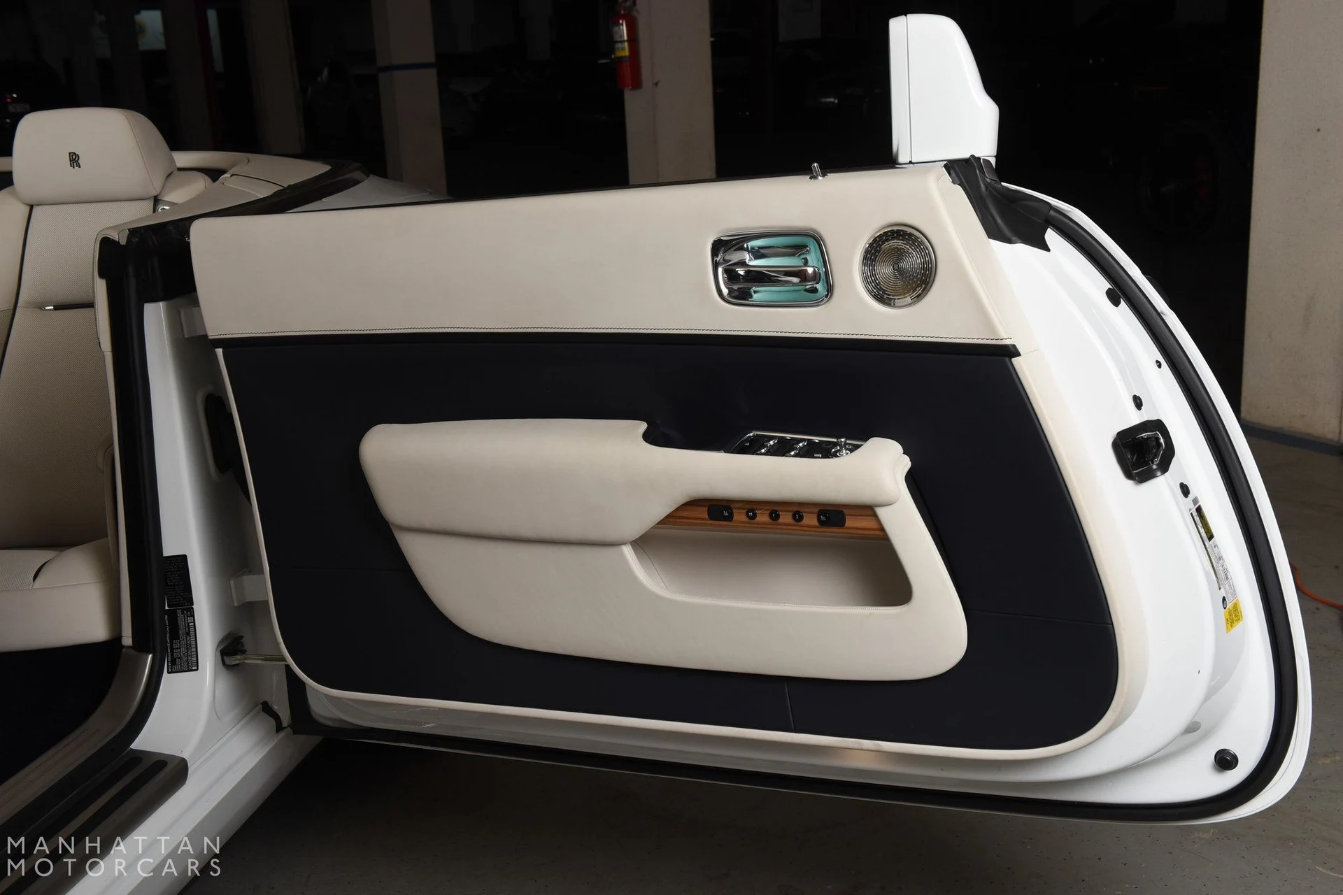 mph021_917708738_image_21_733b1175fb