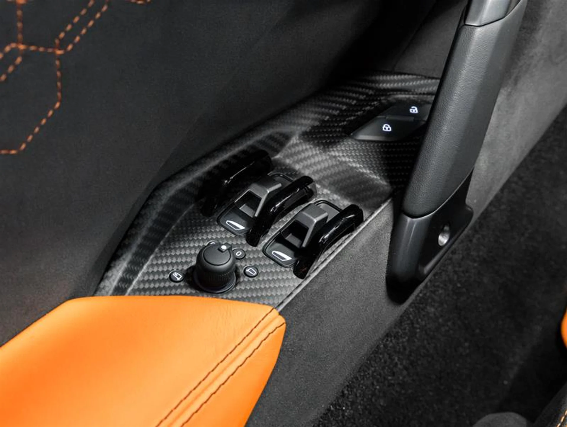 mph021_91932929_11837620_1624992999_0dd73b733a