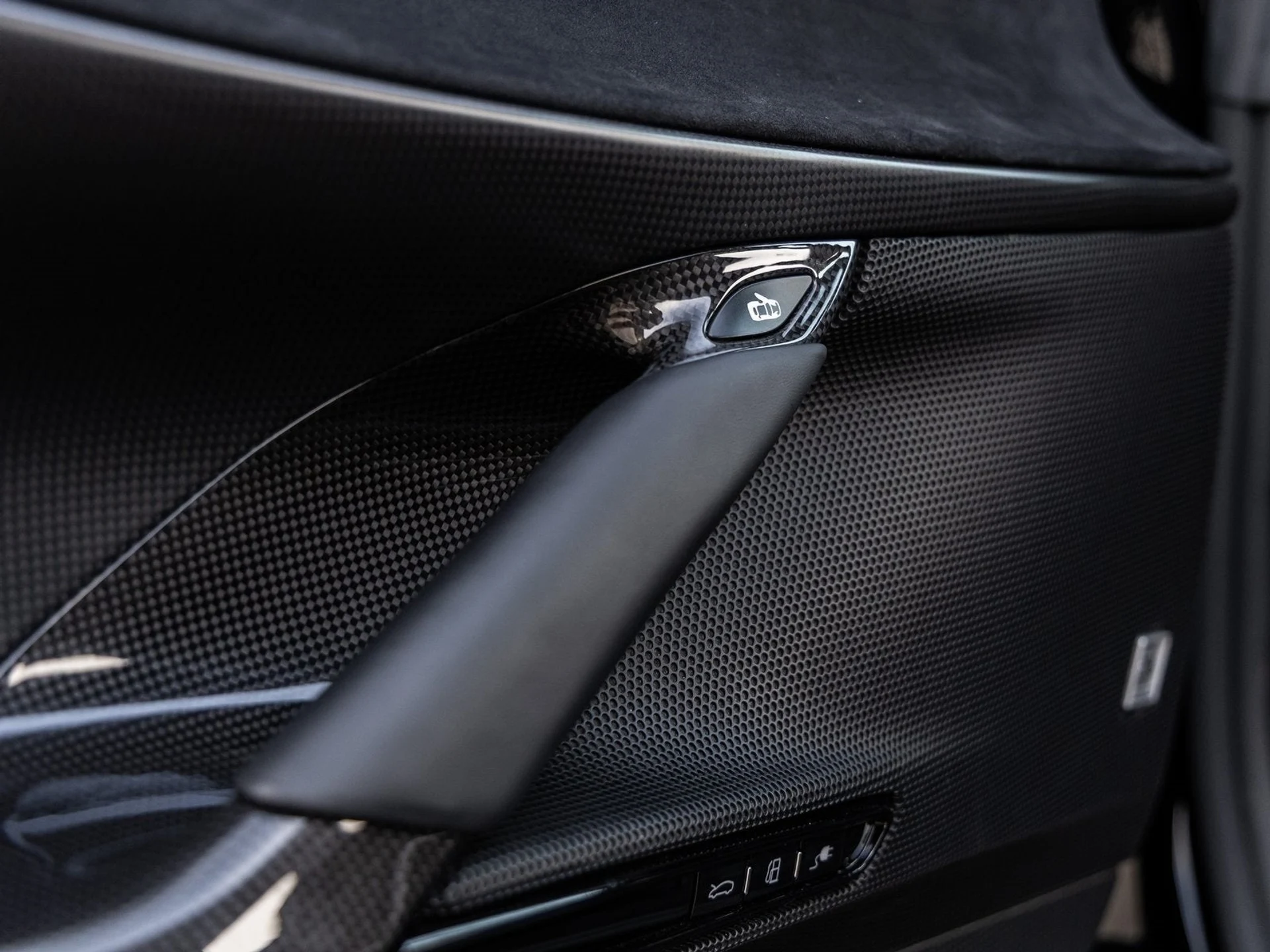 mph021_921740304_22_cf7f3e57d4