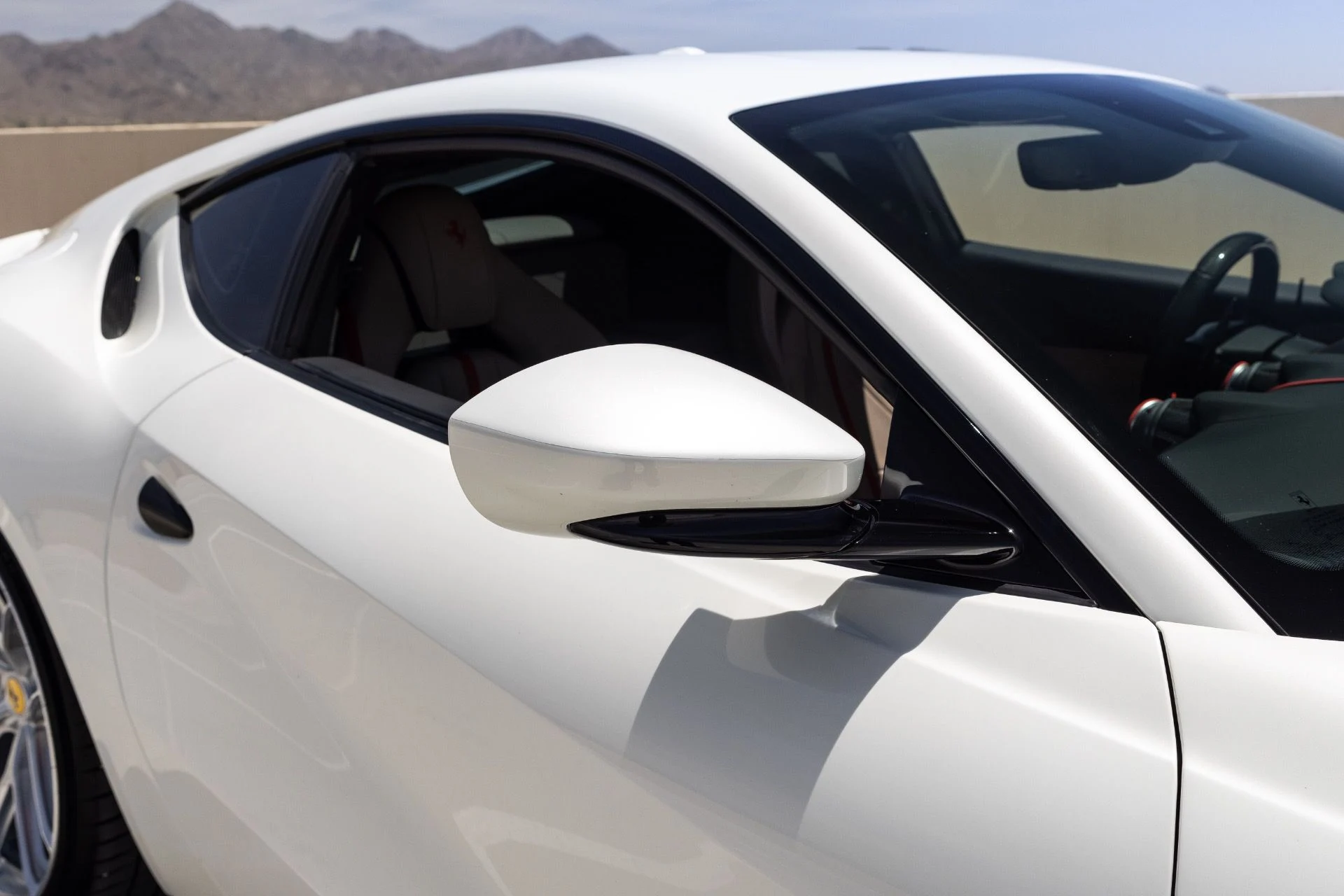mph021_936911406_Used_2020_Ferrari_812_Superfast_1779237013_23ae27537d