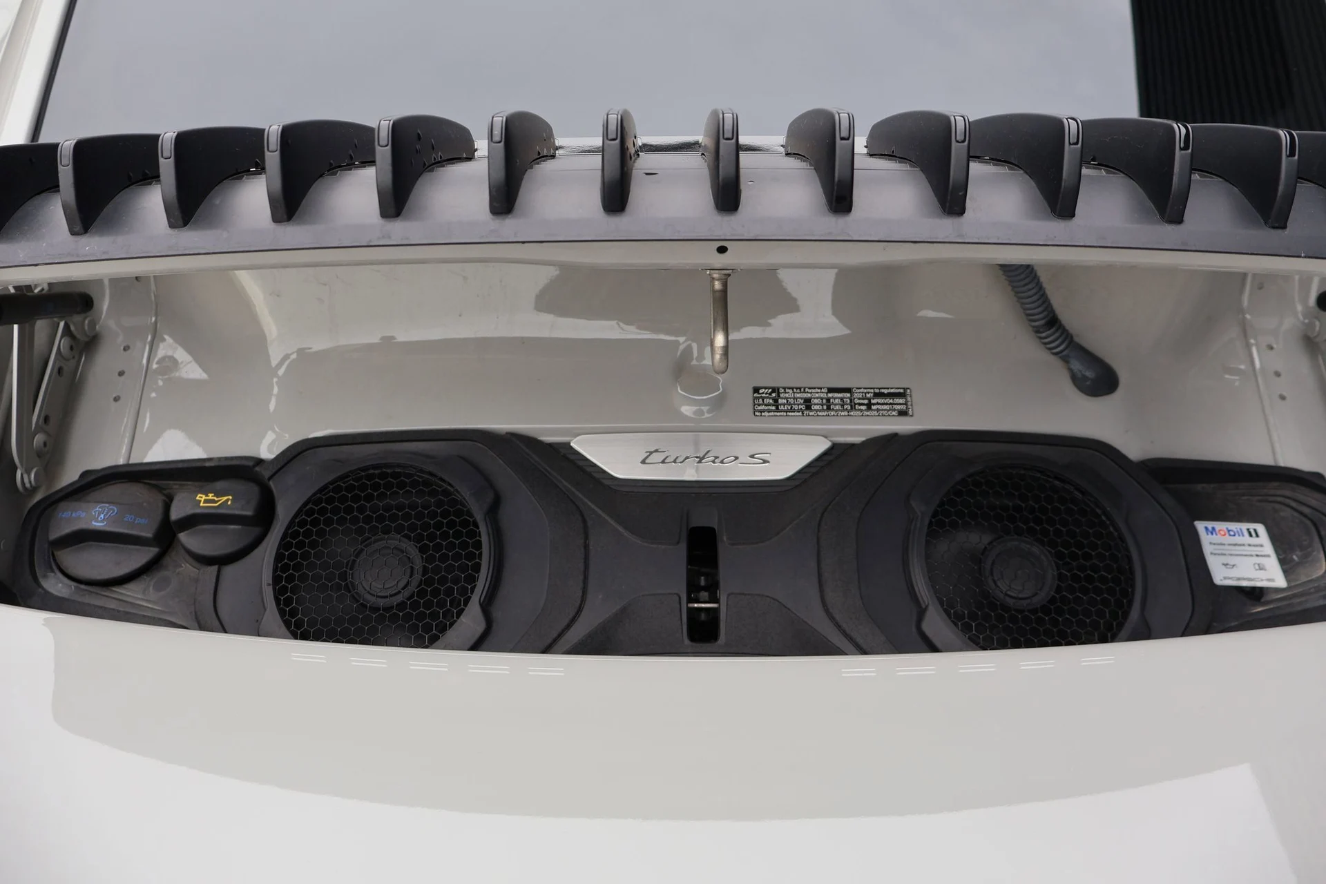 mph021_94030916_e7c69f0f4521aabee202164d93d6c623_a55ad0b562