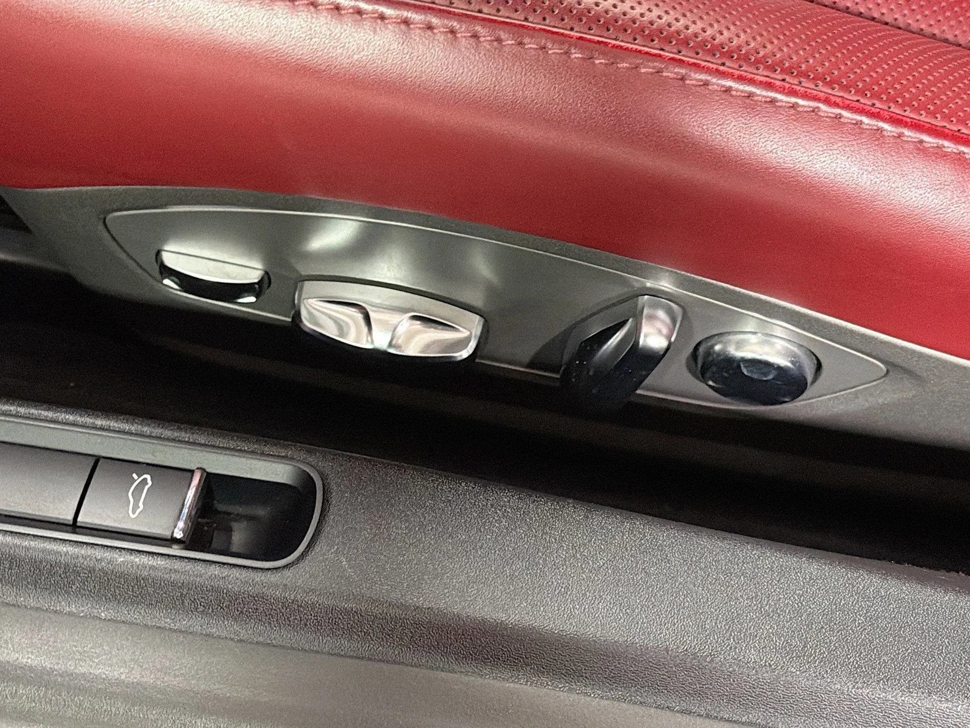 mph021_940343083_59d6d894a6a6cf4a6106f6aac6fec15d_75ed378f97