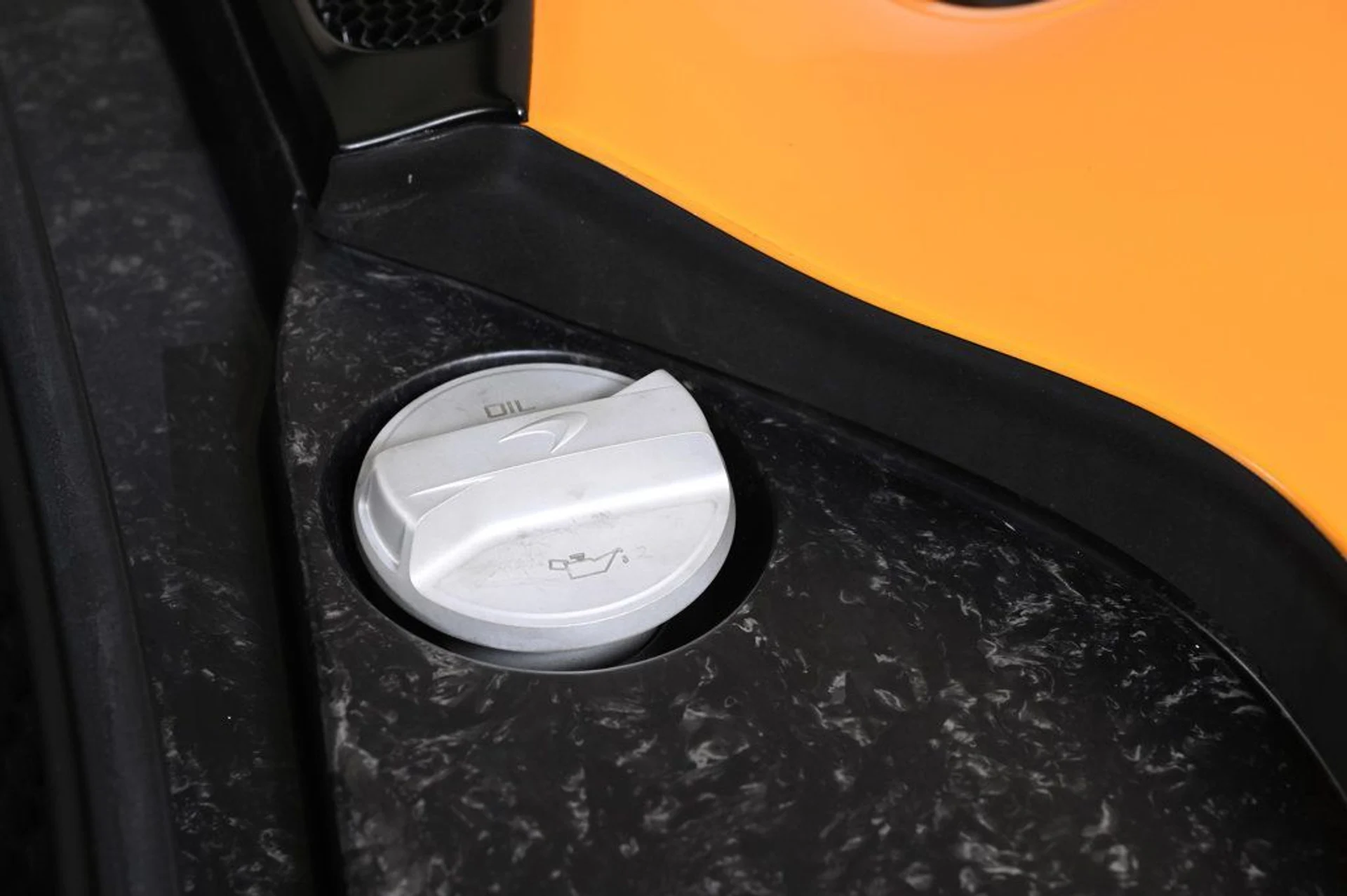 mph021_942253461_used_2023_mclaren_gt_base_11350_22957320_21_1024_6eefad9305