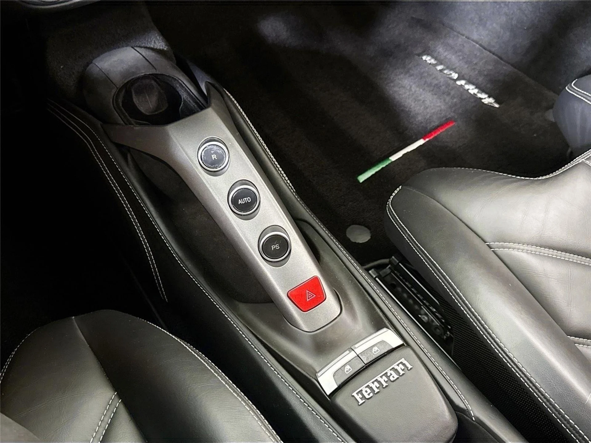 mph021_944965964_16f3ba3e712a4c34fd51851022136215_e74c542fd9